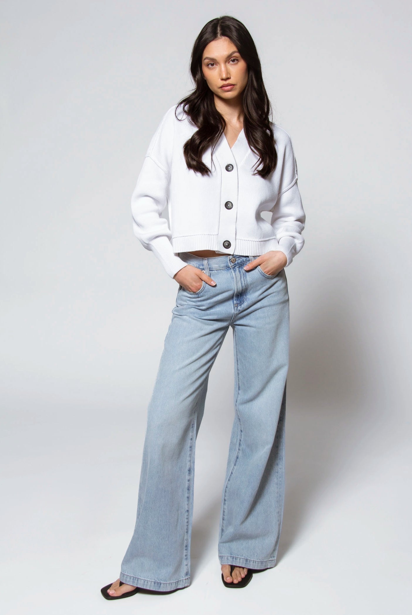 swatch_Light Denim pistola jadyn palazzo jeans