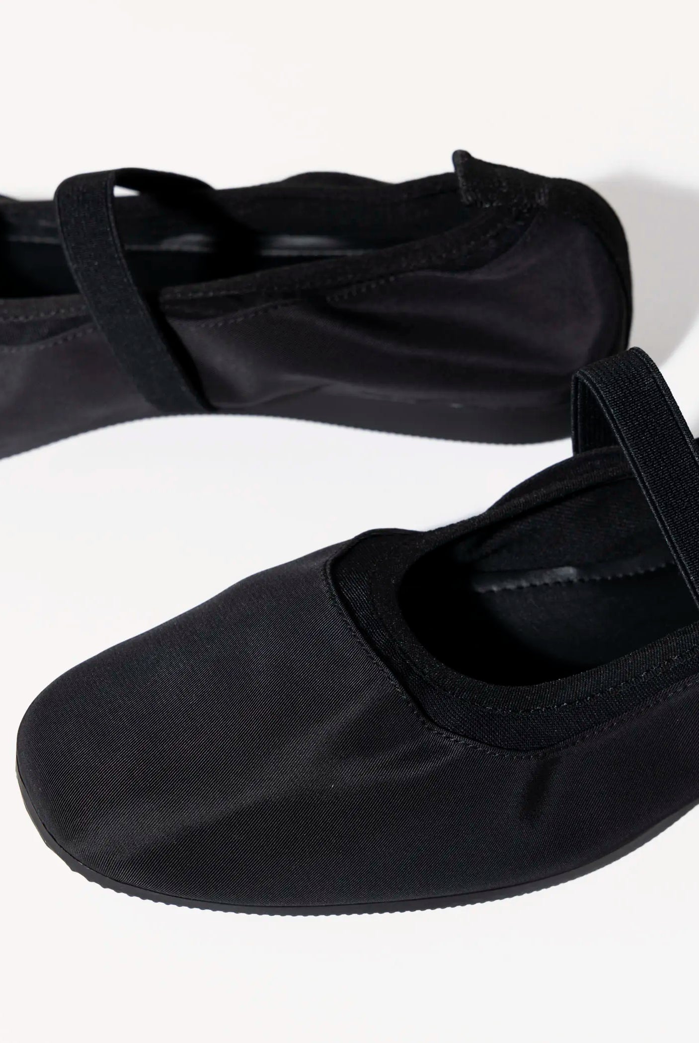 swatch_black hillary ballet flat ballet flats