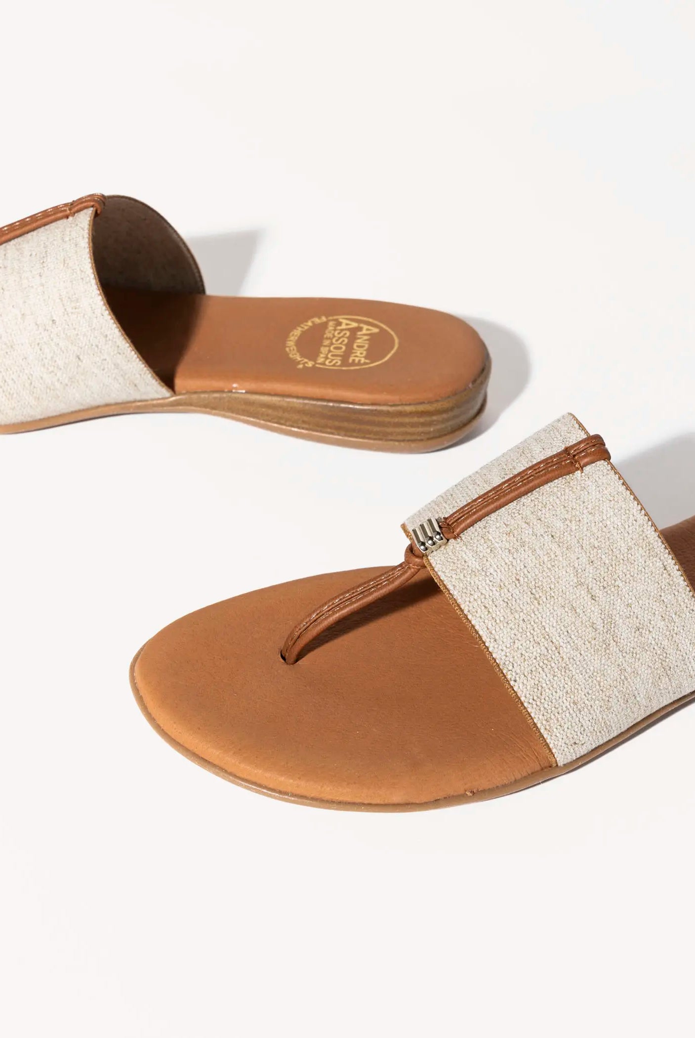 swatch_beige nice slide sandal flat sandals