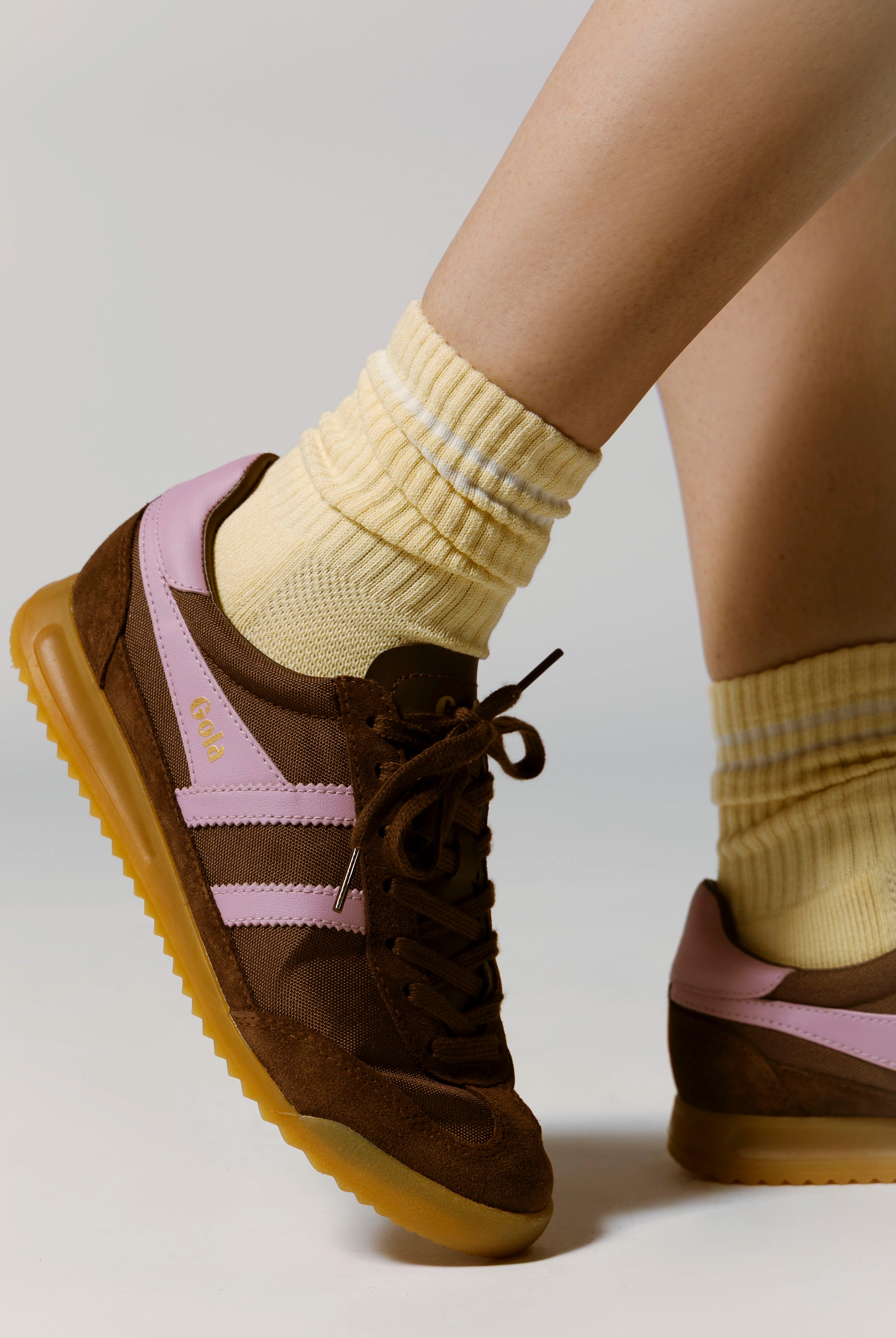 swatch_Dark Brown/Candy tornado sneaker shoes gola