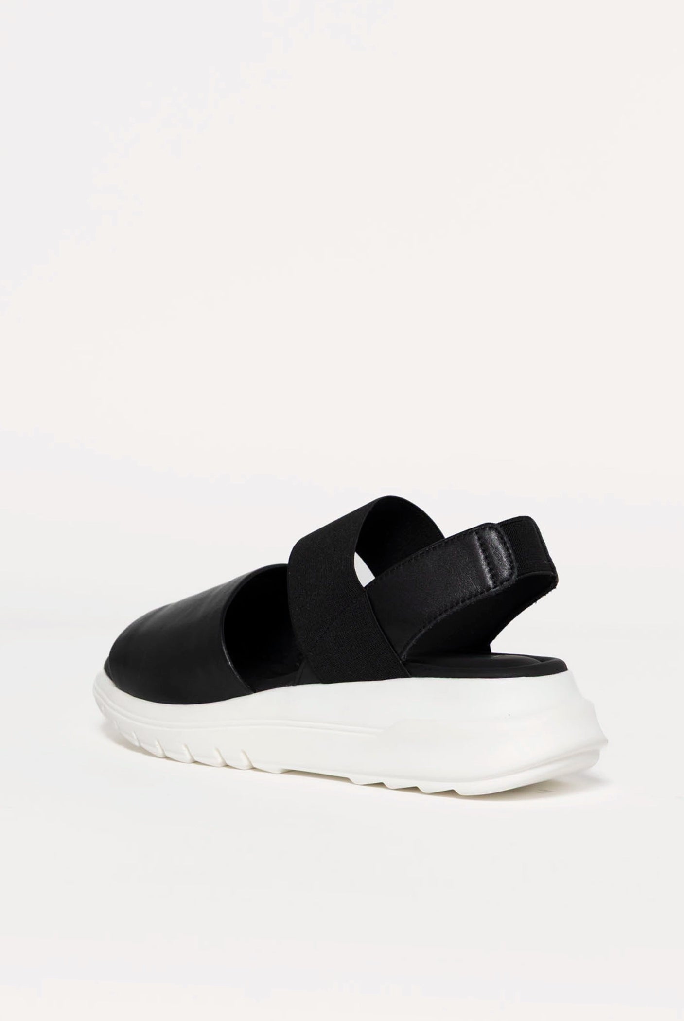 swatch_Black the flexx tuana comfort sandal