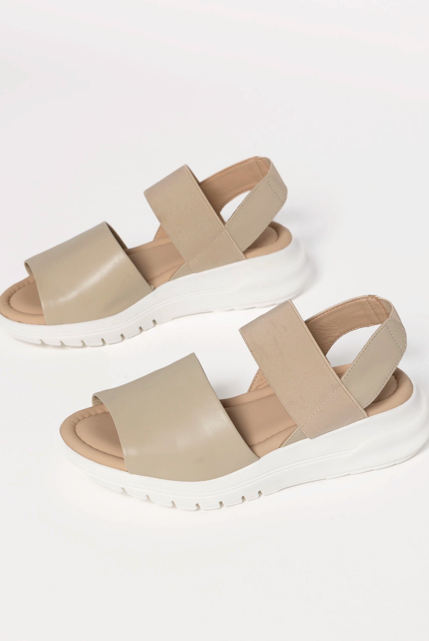 swatch_Beige the flexx tuana comfort sandal