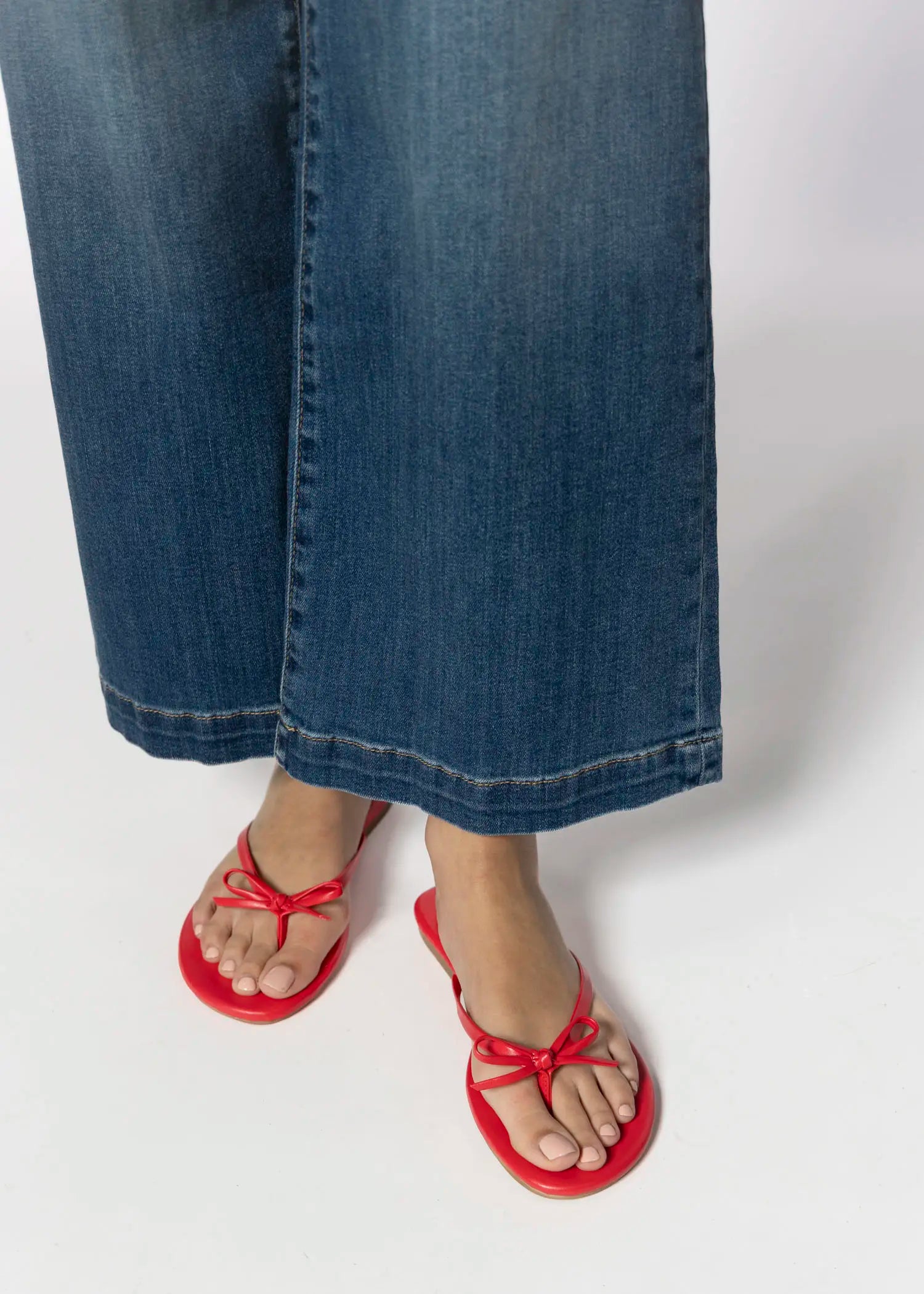 swatch_red wishlist flip flop sandals