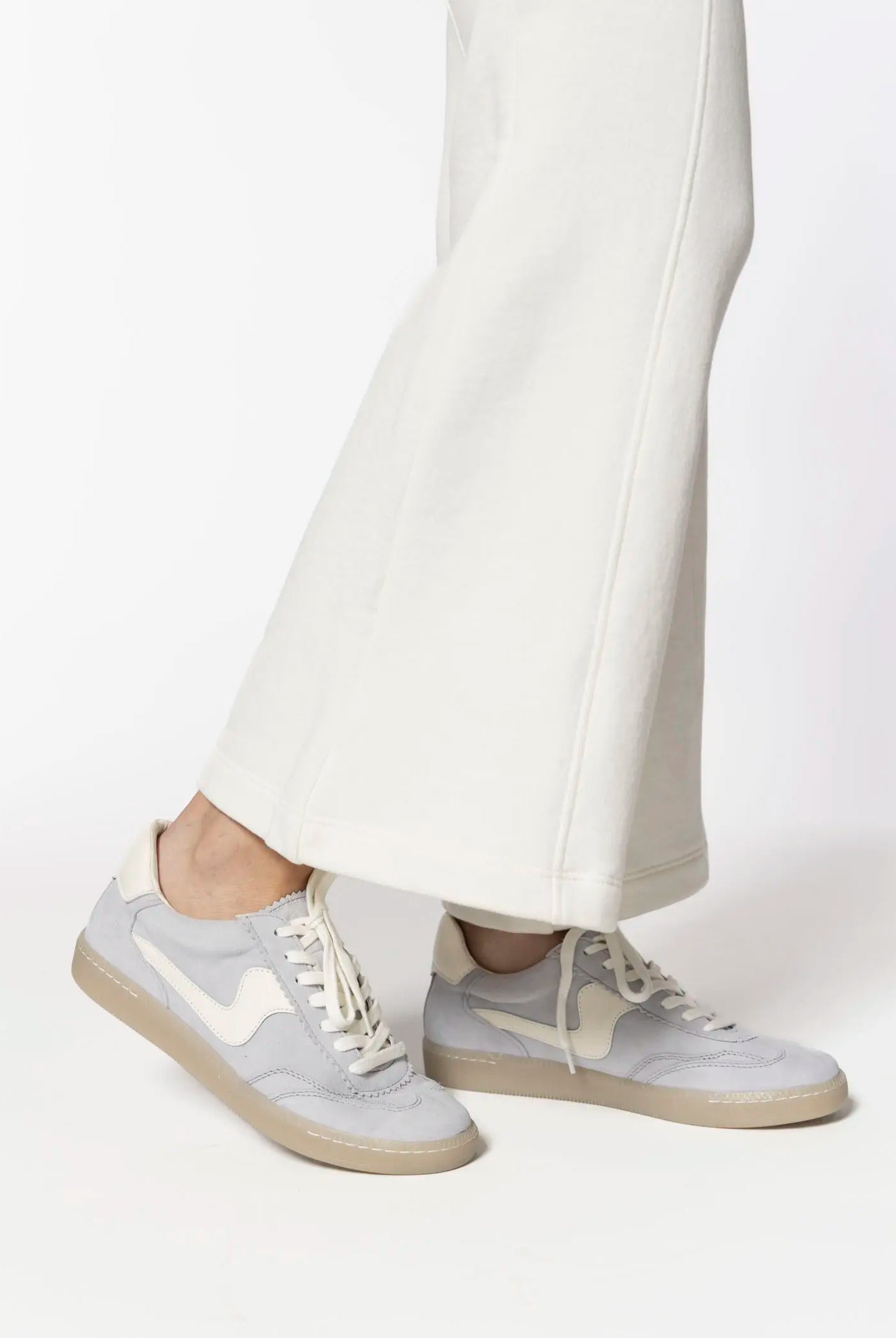 swatch_dusty blue notice sneaker shoes