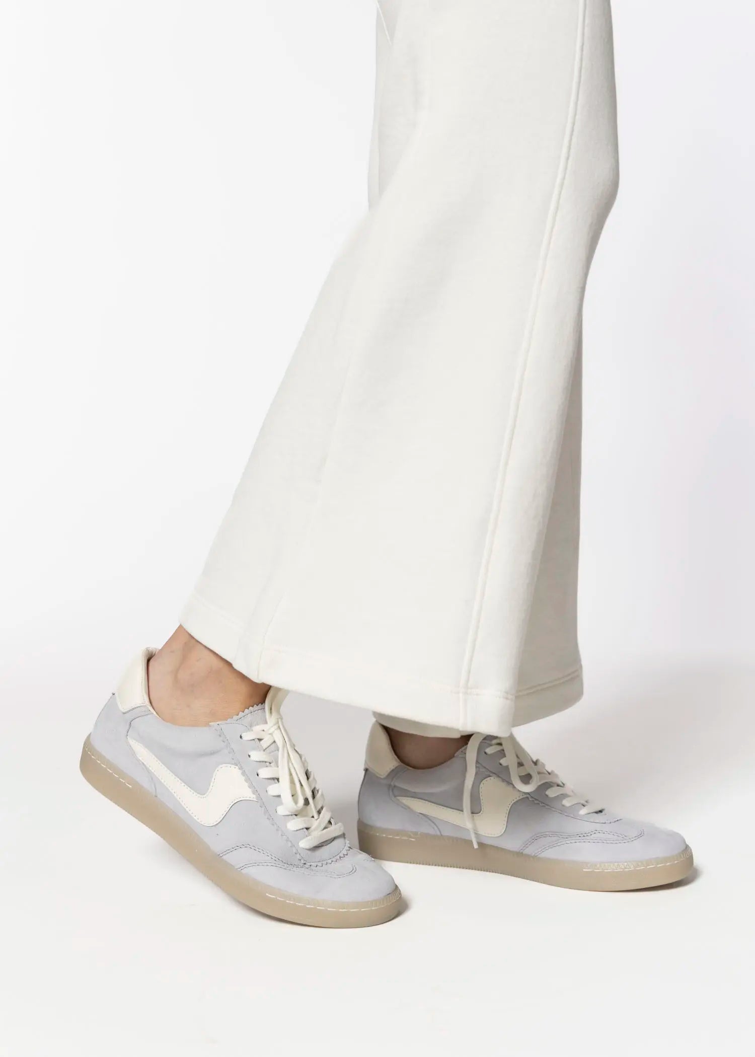 swatch_dusty blue notice sneaker shoes