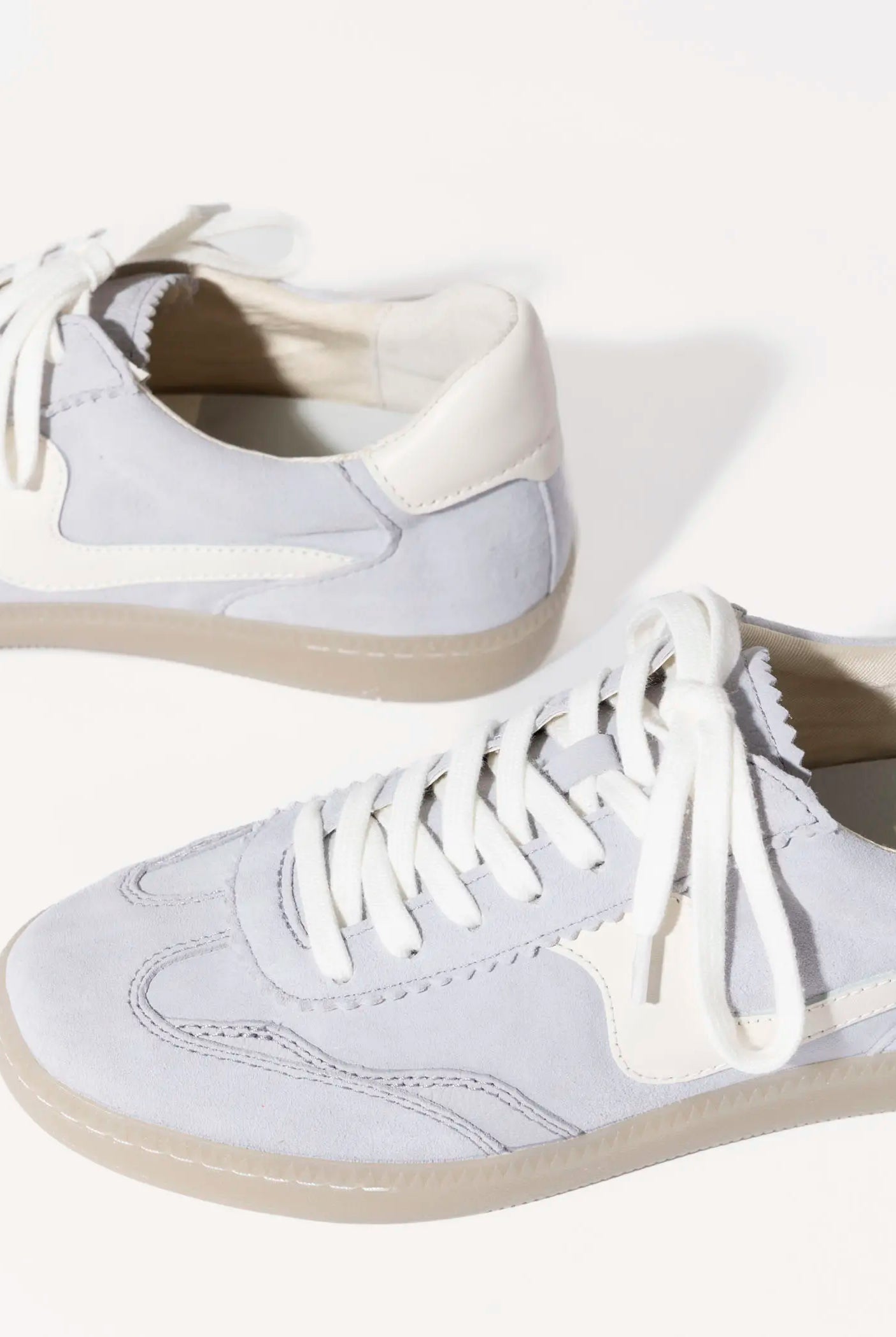 swatch_dusty blue notice sneaker shoes