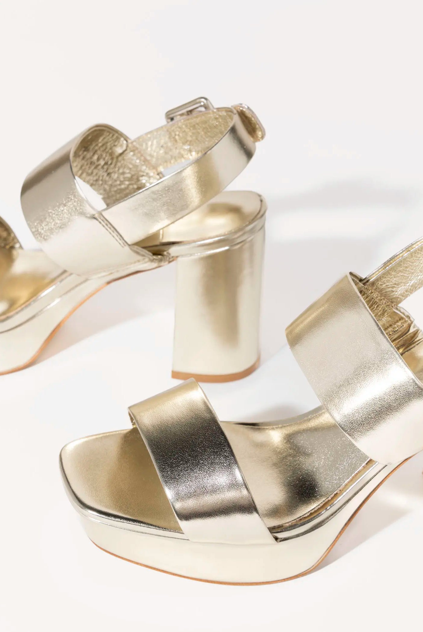 swatch_platino leather ammaly platform sandal heeled sandals