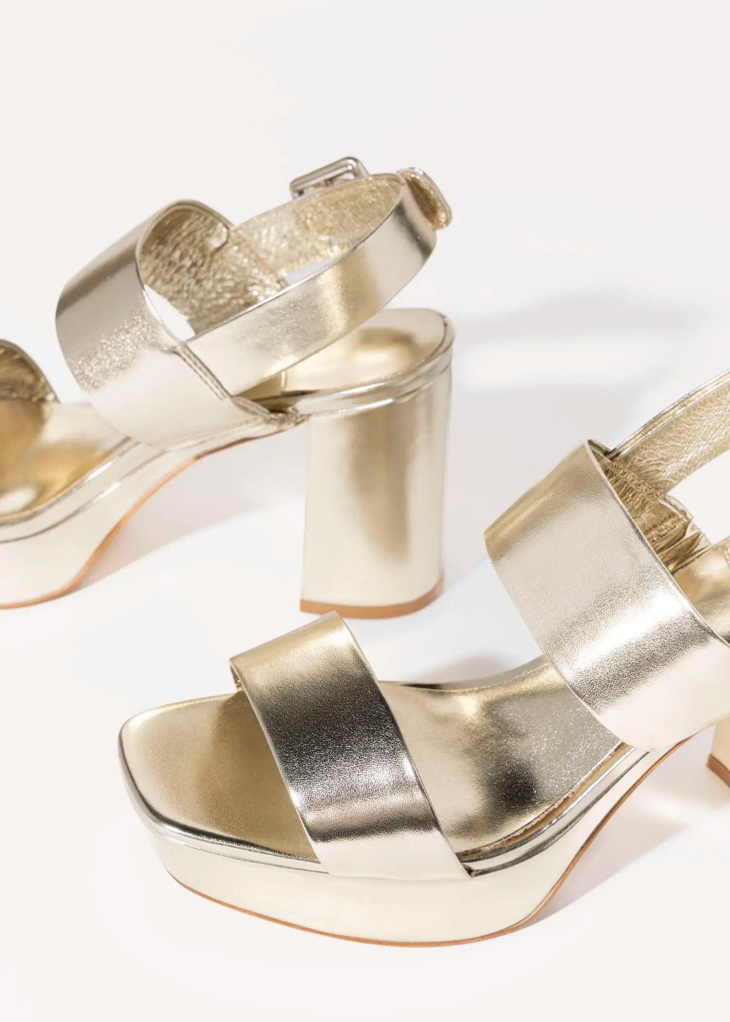 swatch_platino leather ammaly platform sandal heeled sandals