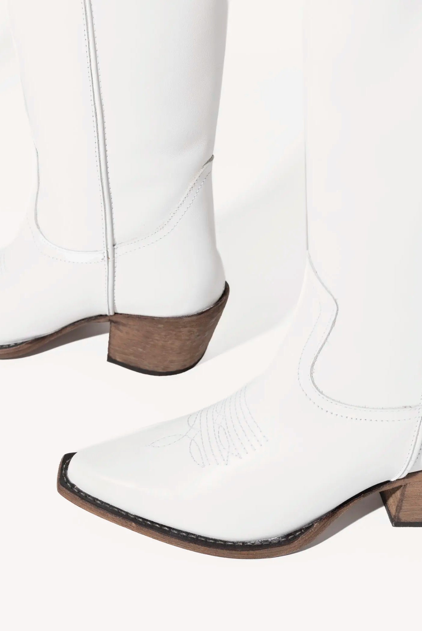 swatch_white albany western boot boots