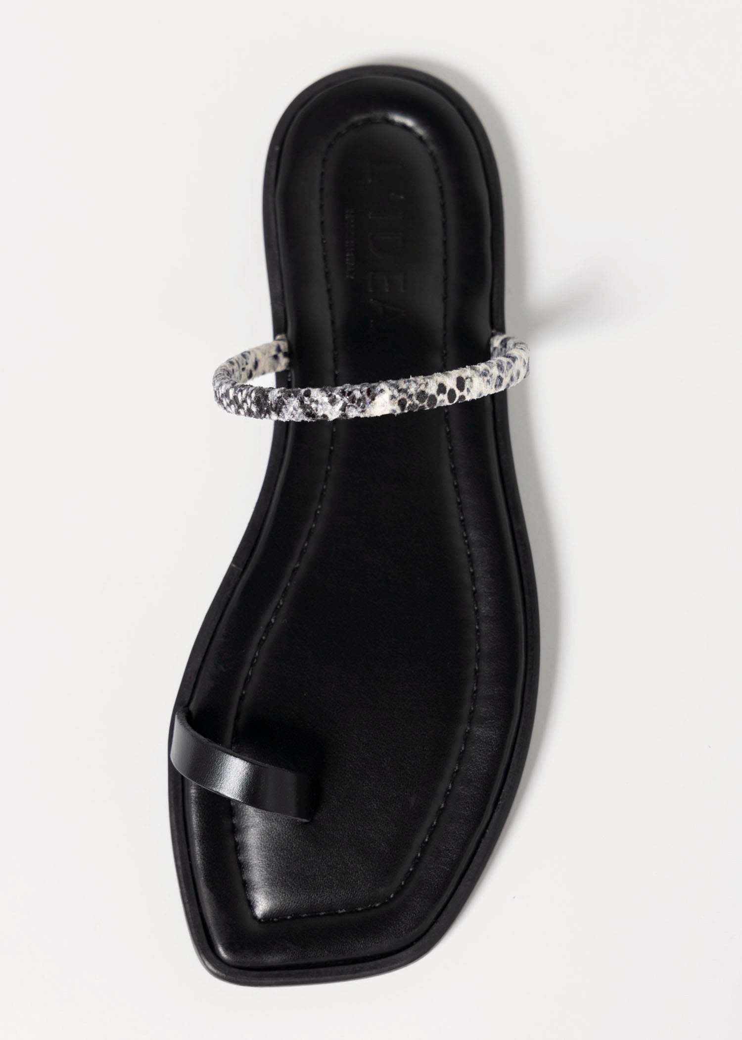 swatch_Snake/Black l'idea two ring sandal