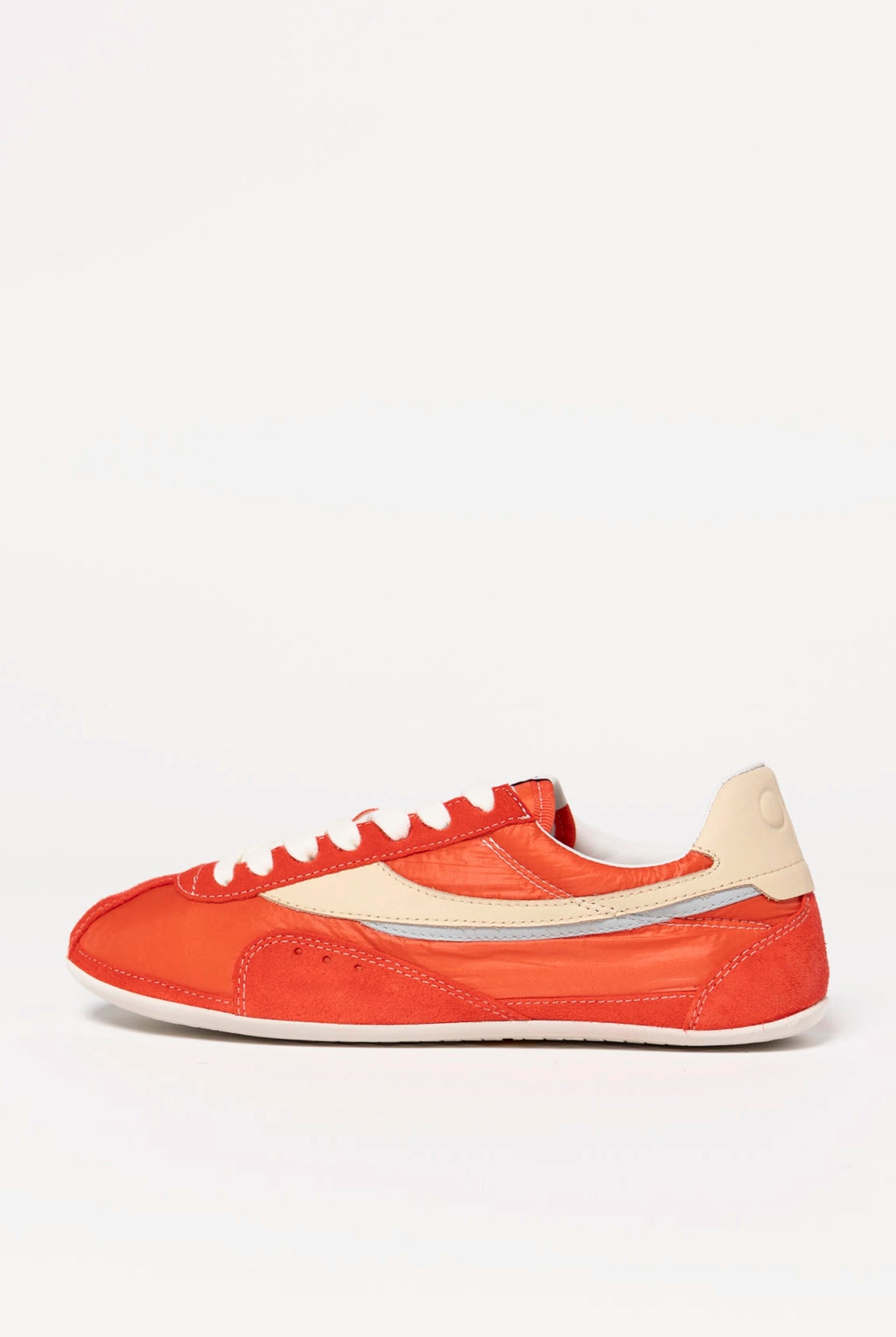 swatch_Grenadine oncept temple sneaker