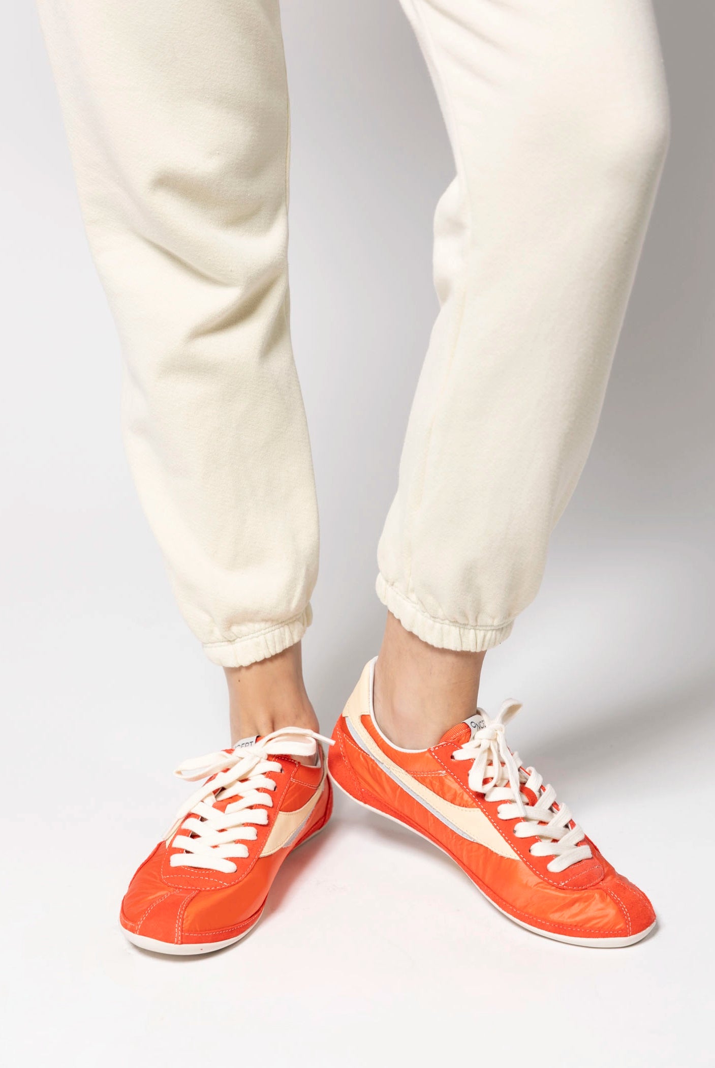 swatch_Grenadine oncept temple sneaker