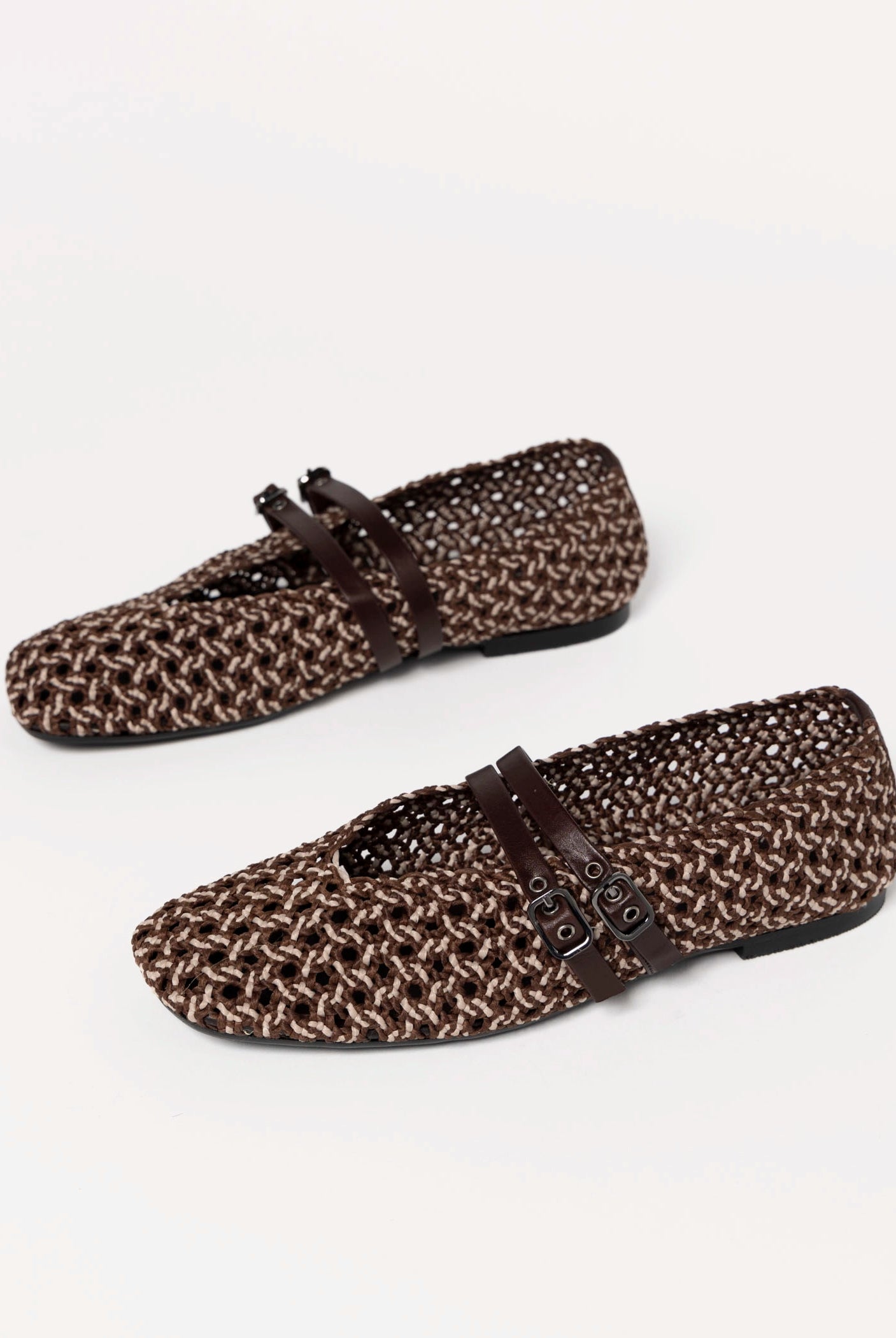 swatch_Dark Brown kmb woven mary jane