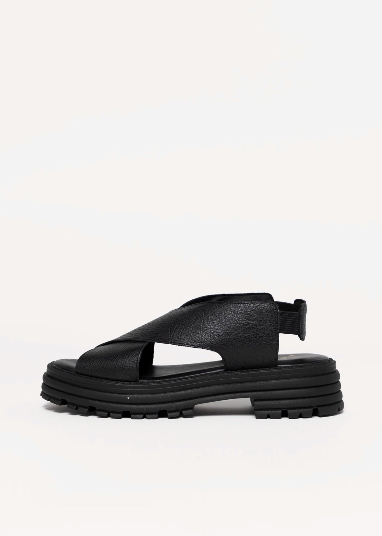 swatch_Black Leather kmb dafne sandal