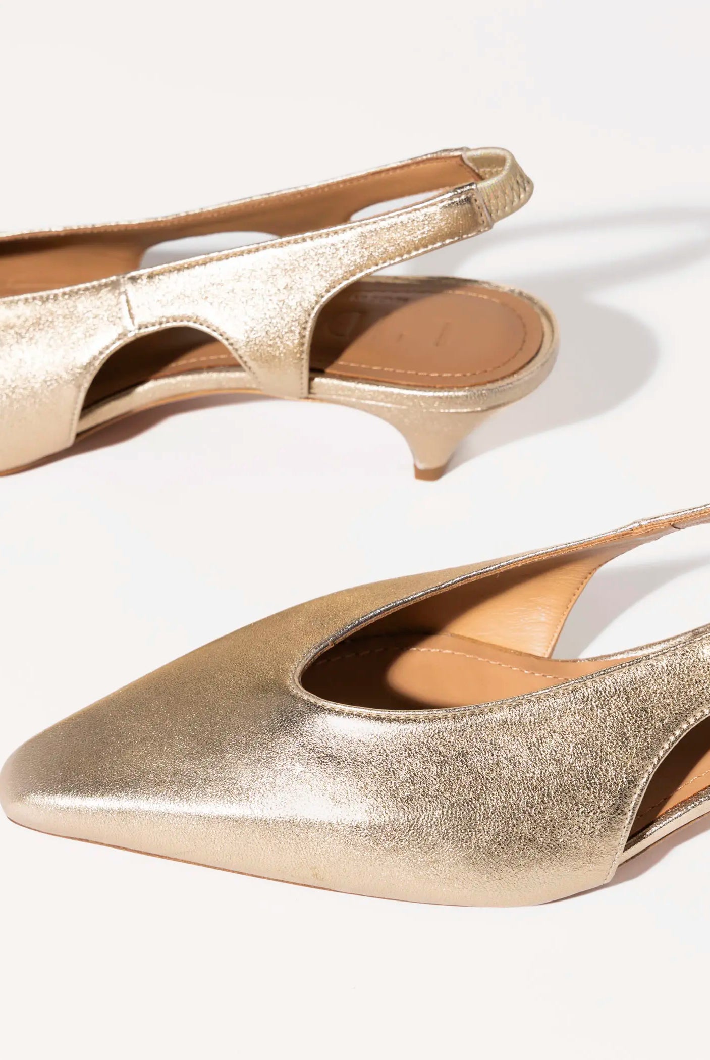 swatch_platino leather leather pump heels