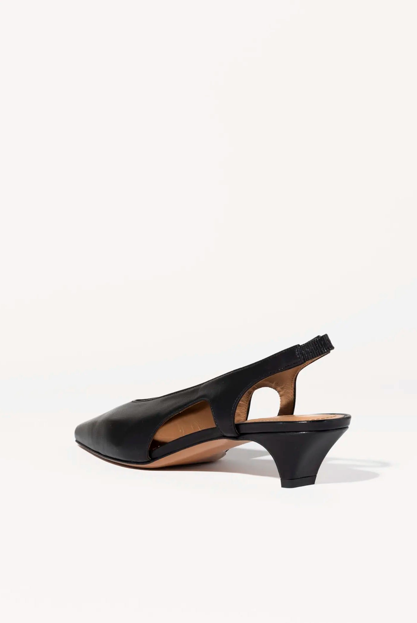 swatch_black leather leather pump heels