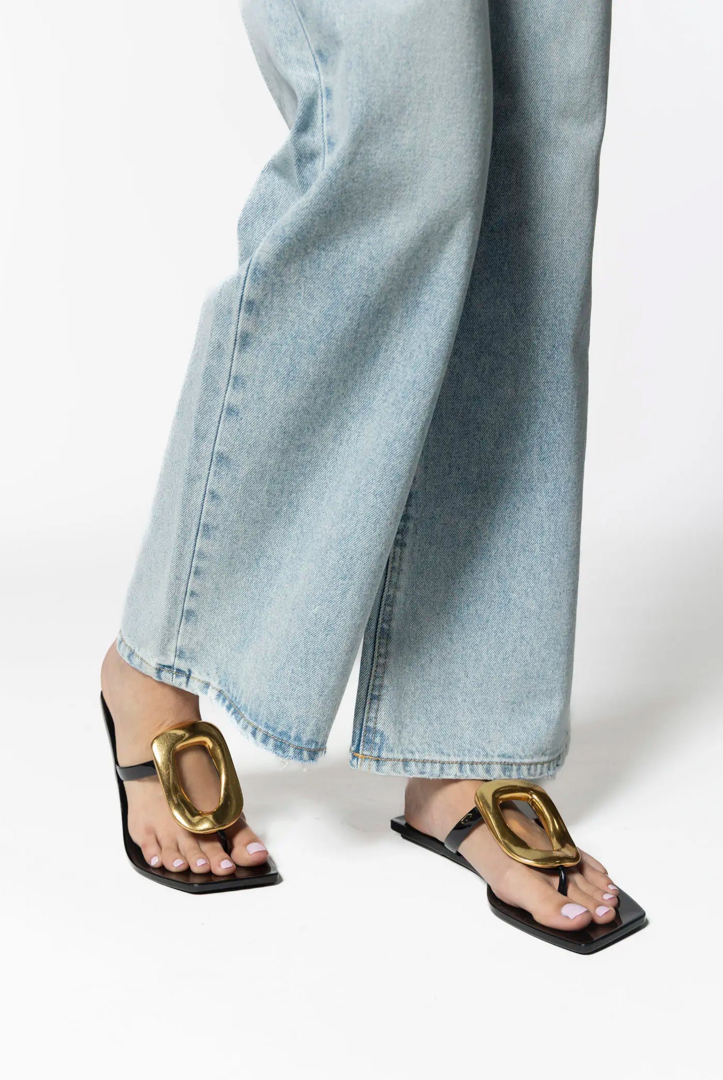 swatch_black linques jelly sandal sandals