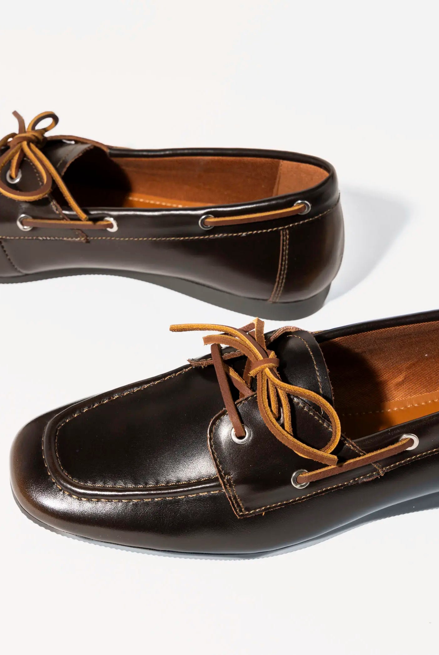 swatch_brown hillary boat shoe flat shoes