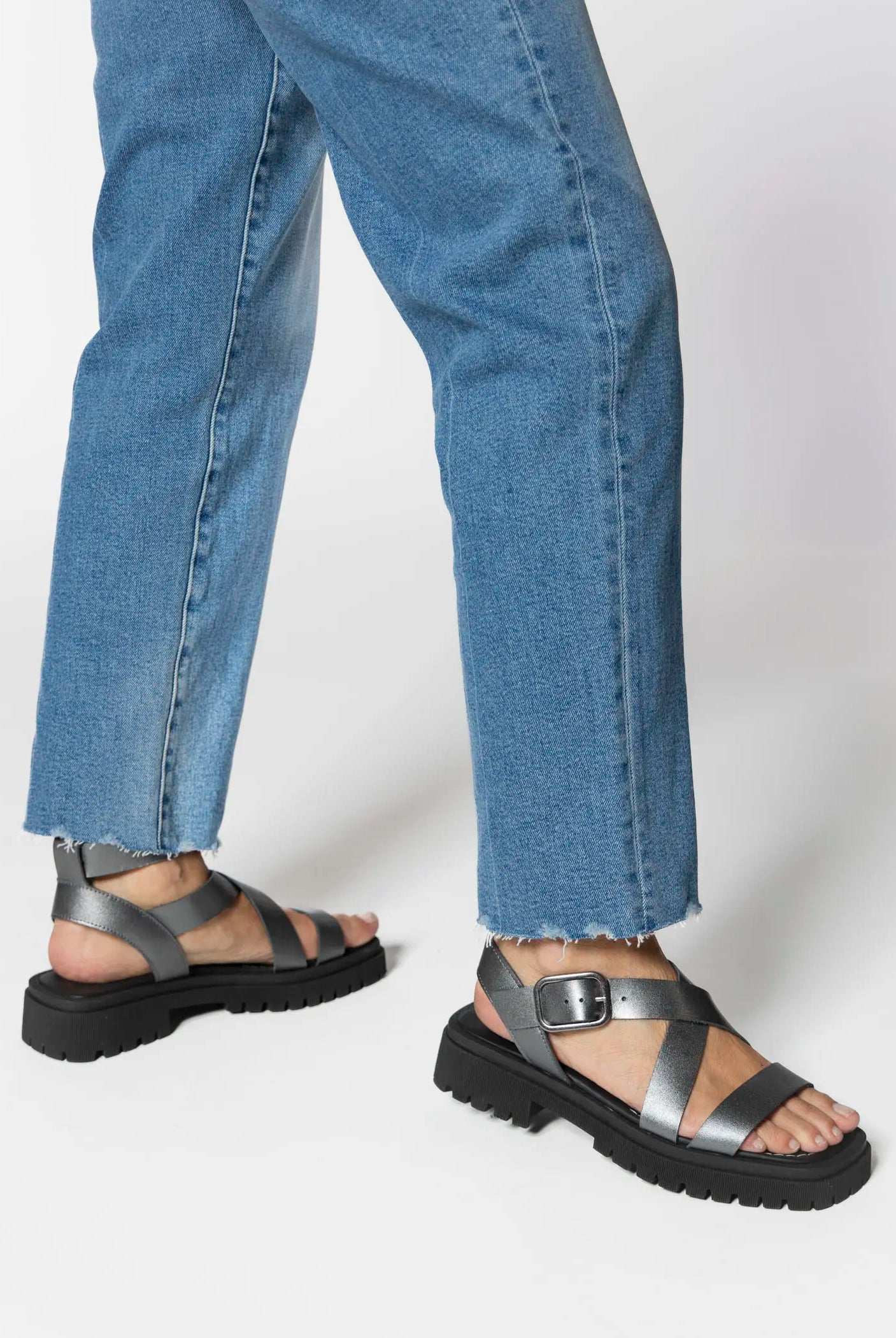 swatch_grey samantha leather sandal platform sandals