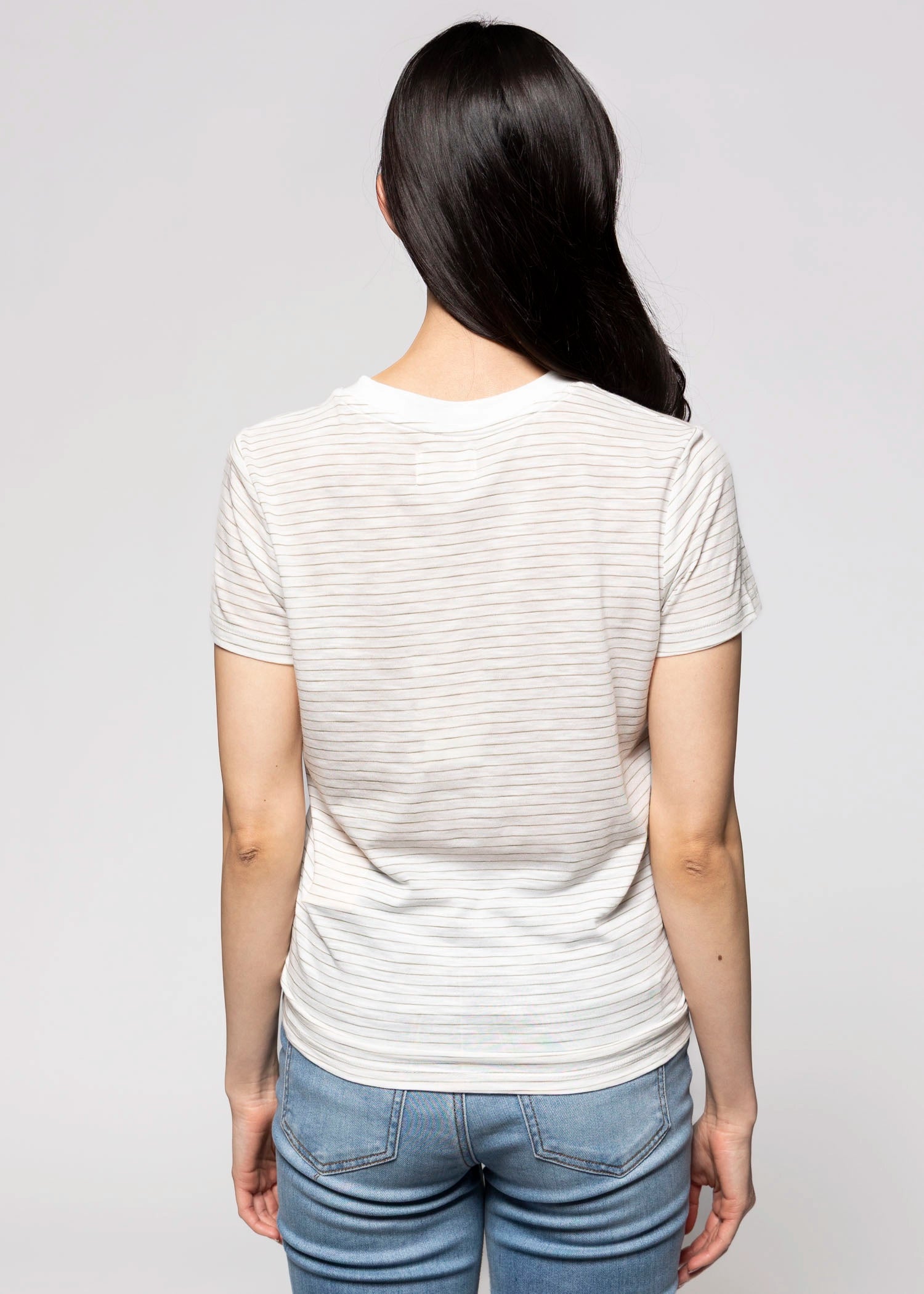 swatch_Ivory/Green Tea thread and supply sarah tee