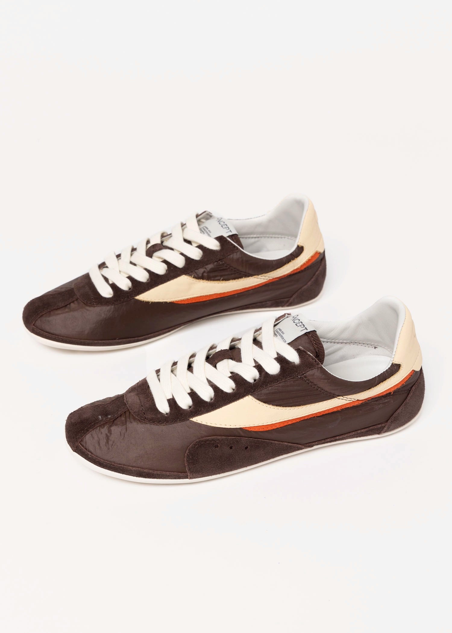 swatch_Espresso oncept temple sneaker