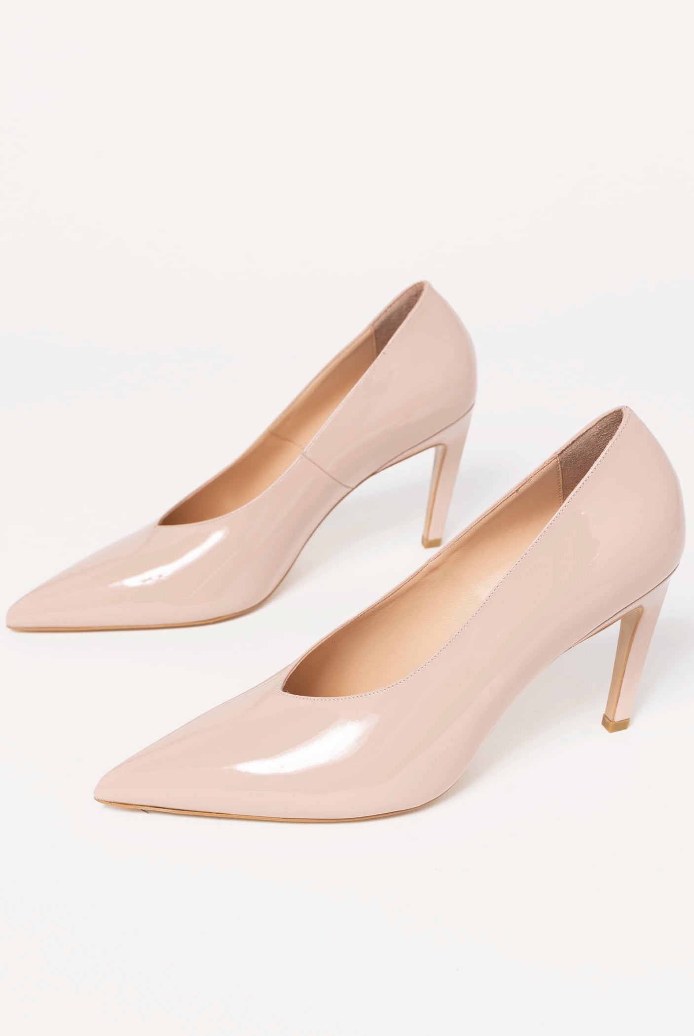 swatch_Nude Patent classic pump