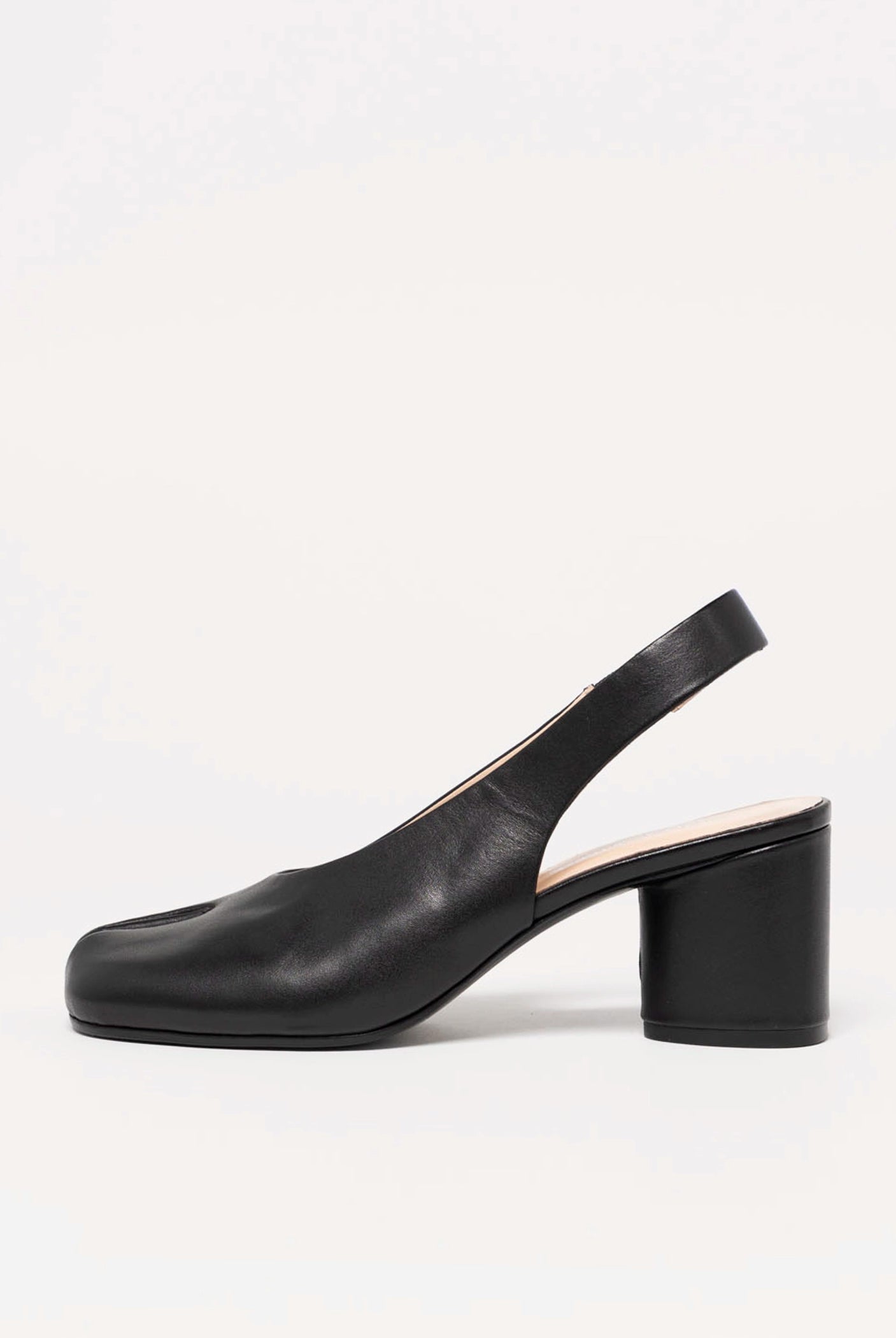 swatch_Black Leather tabi slingback pump