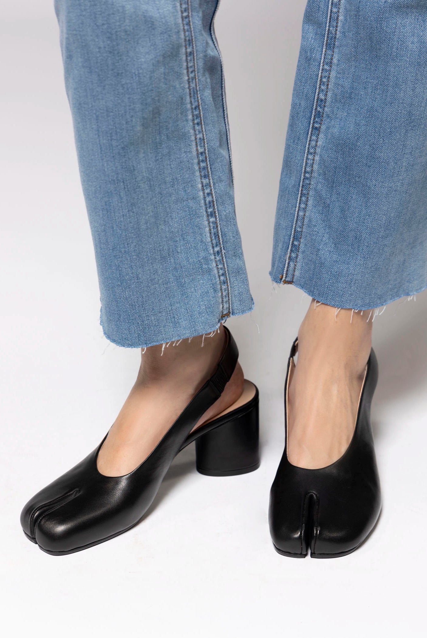 swatch_Black Leather tabi slingback pump