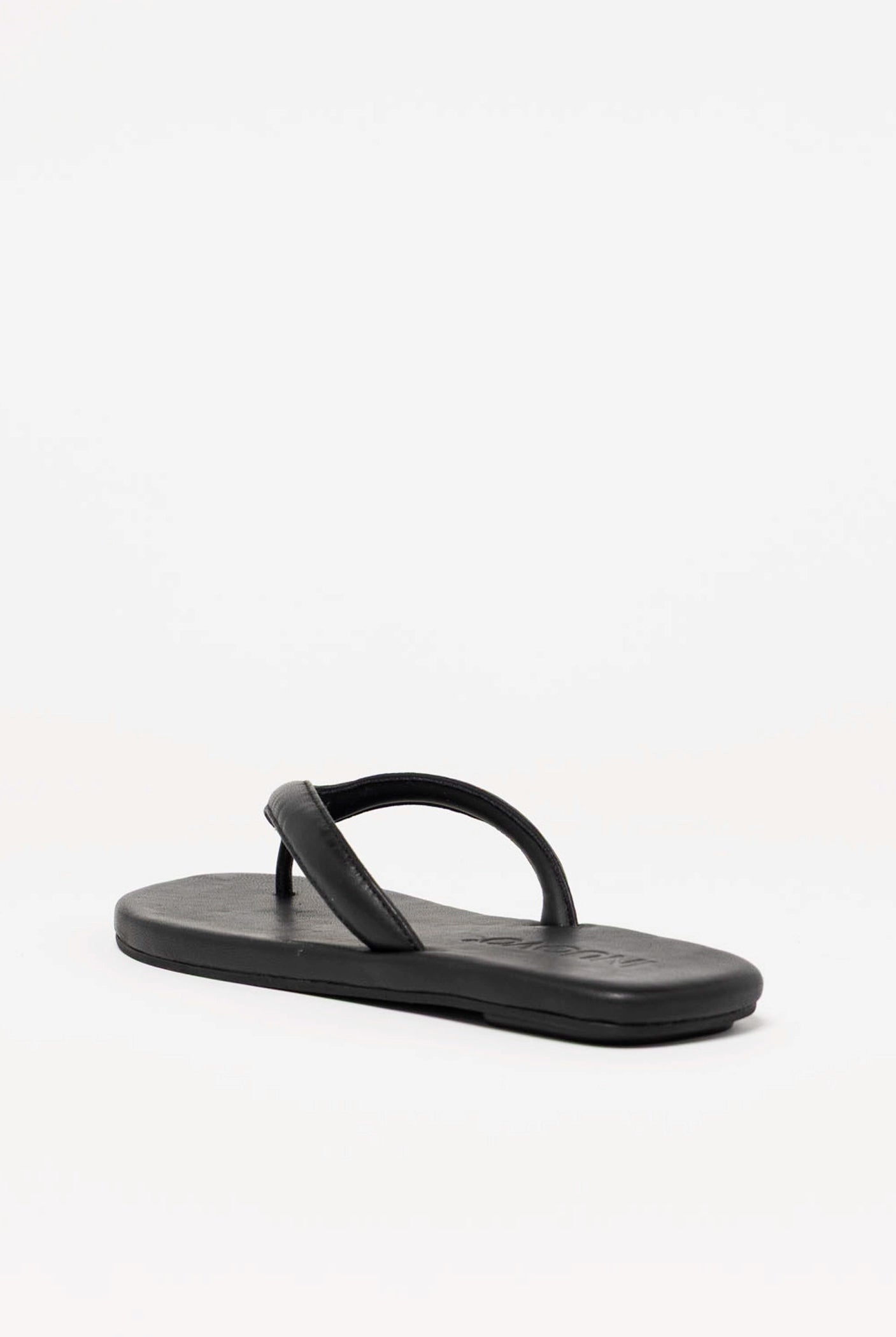 swatch_Black Leather inuovo flat thong sandal