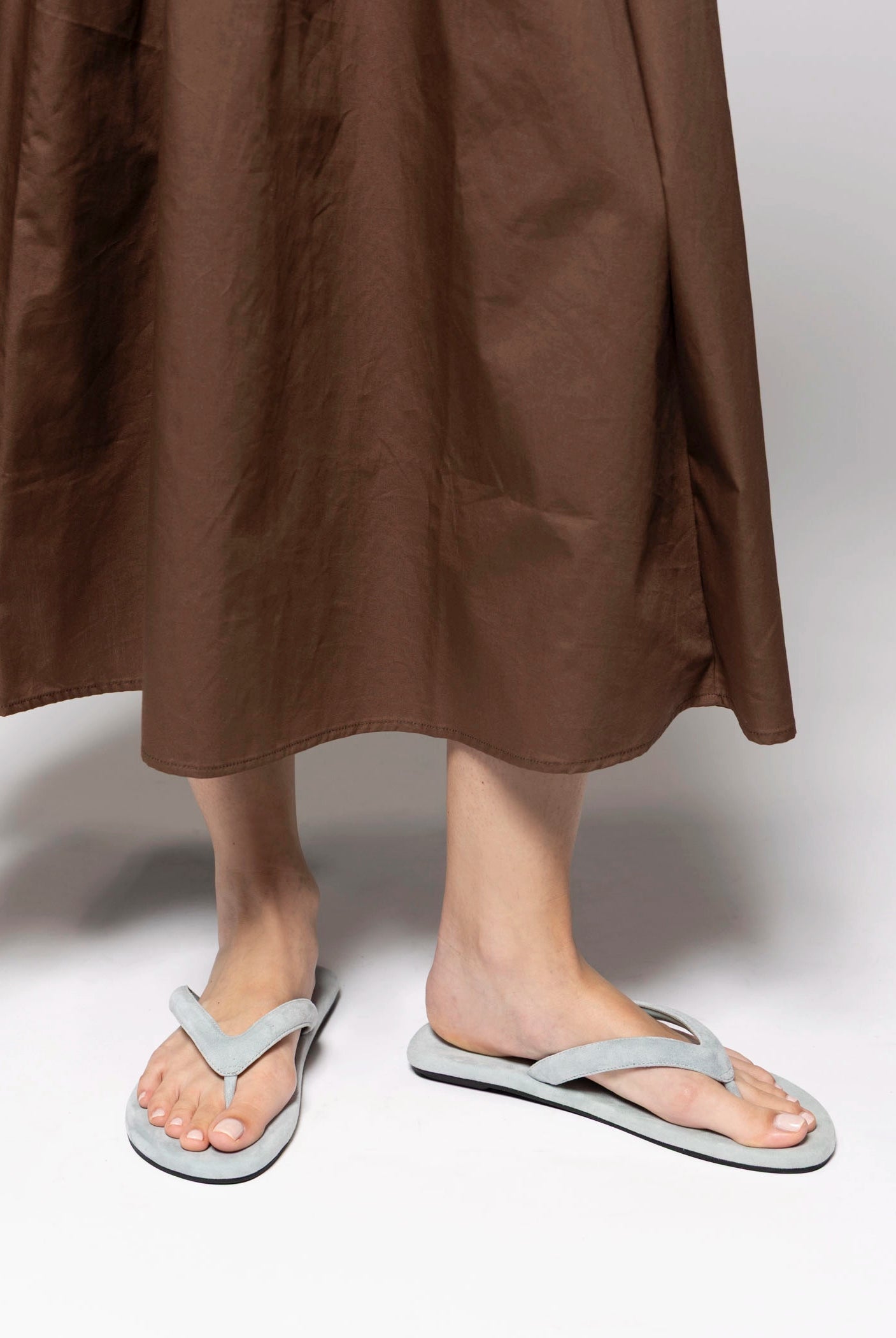 swatch_Light Blue Suede inuovo flat thong sandal