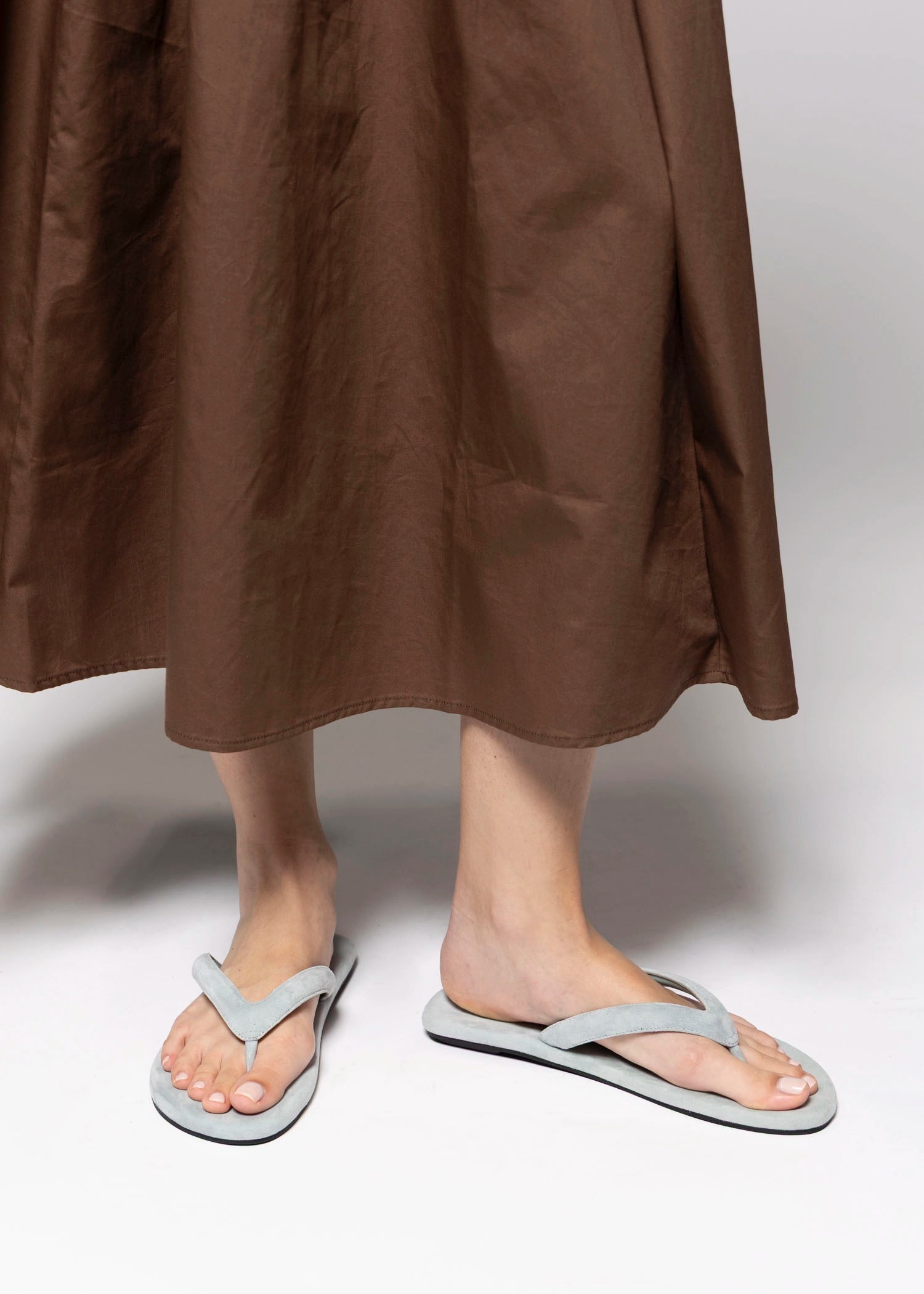 swatch_Light Blue Suede inuovo flat thong sandal