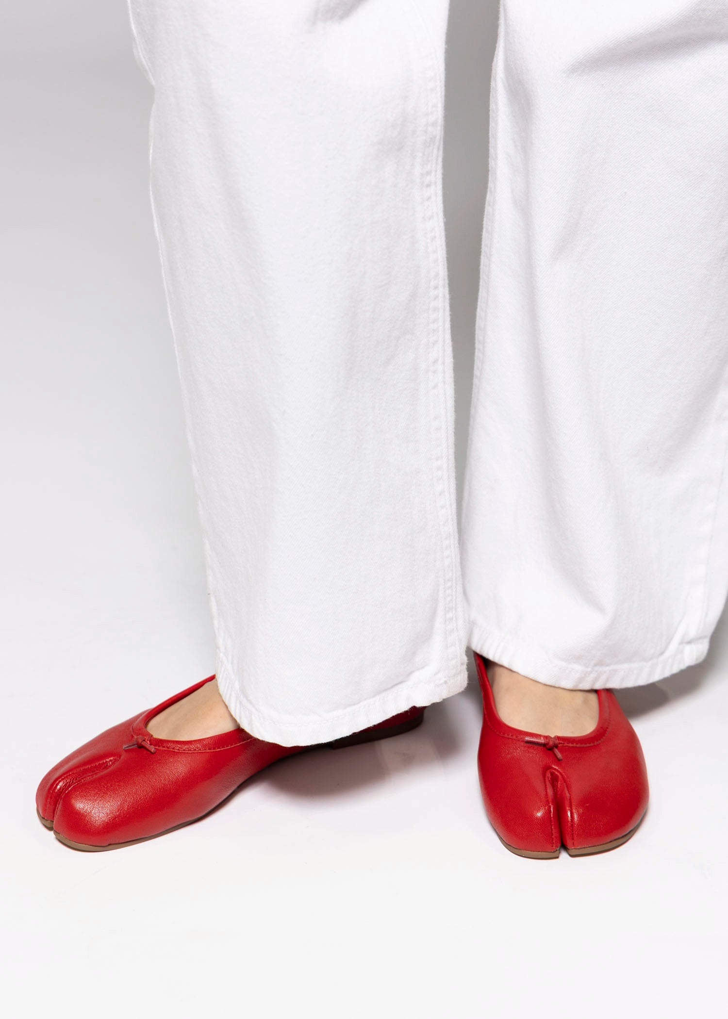 swatch_Red inuovo tabi ballet flat