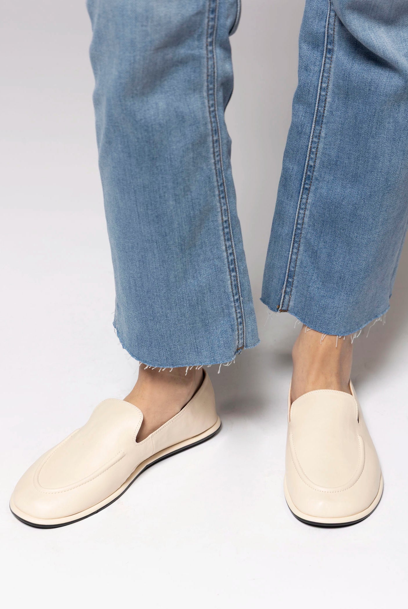 swatch_Off White Leather inuovo leather loafer