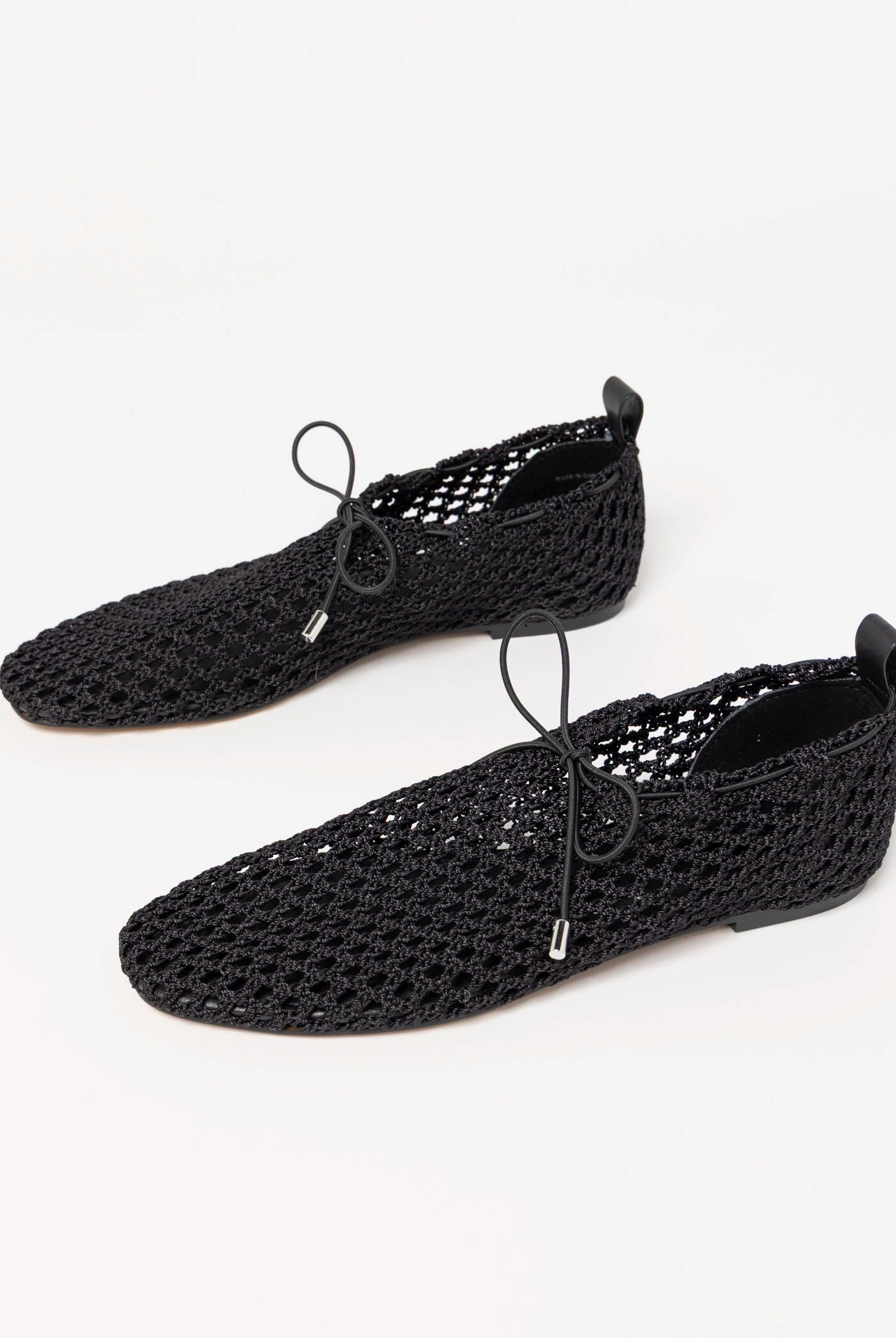 swatch_Black inuovo woven mesh flat