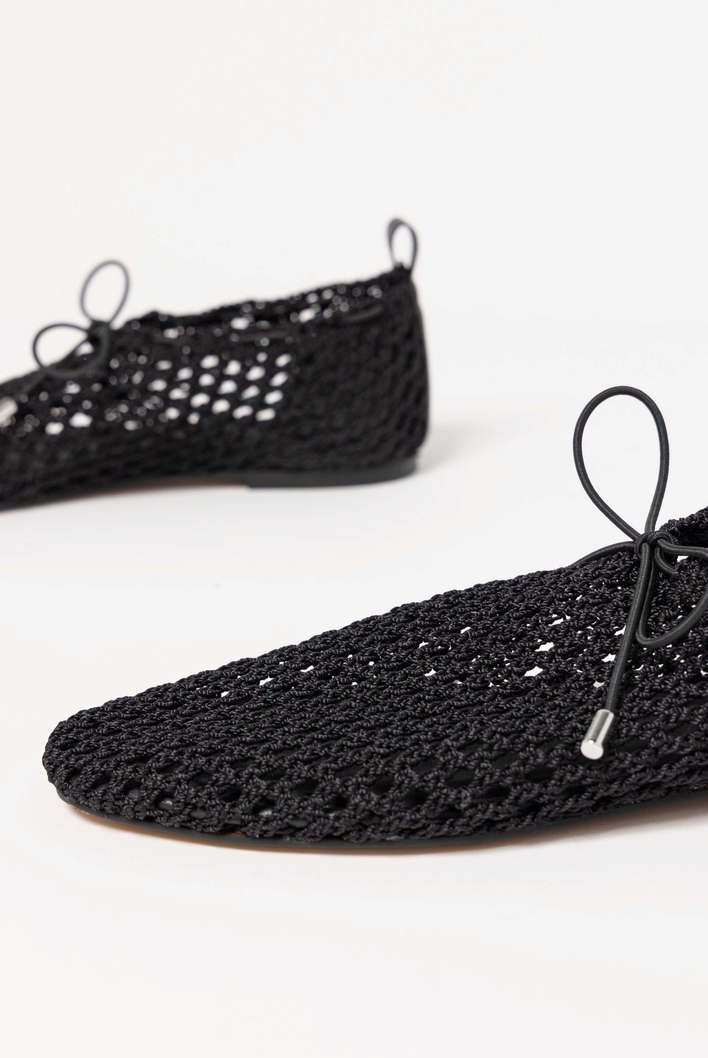 swatch_Black inuovo woven mesh flat