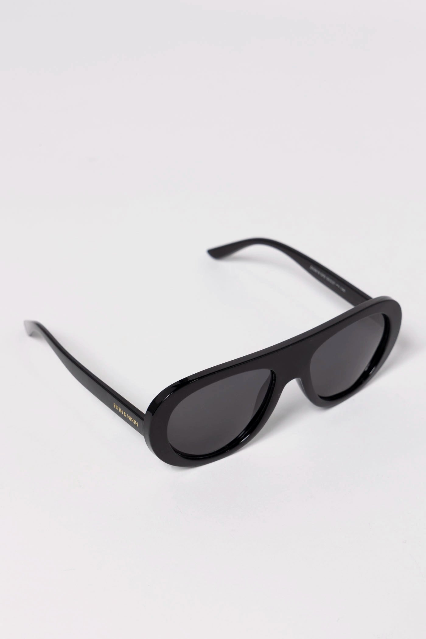 swatch_Black Oceane sunglasses