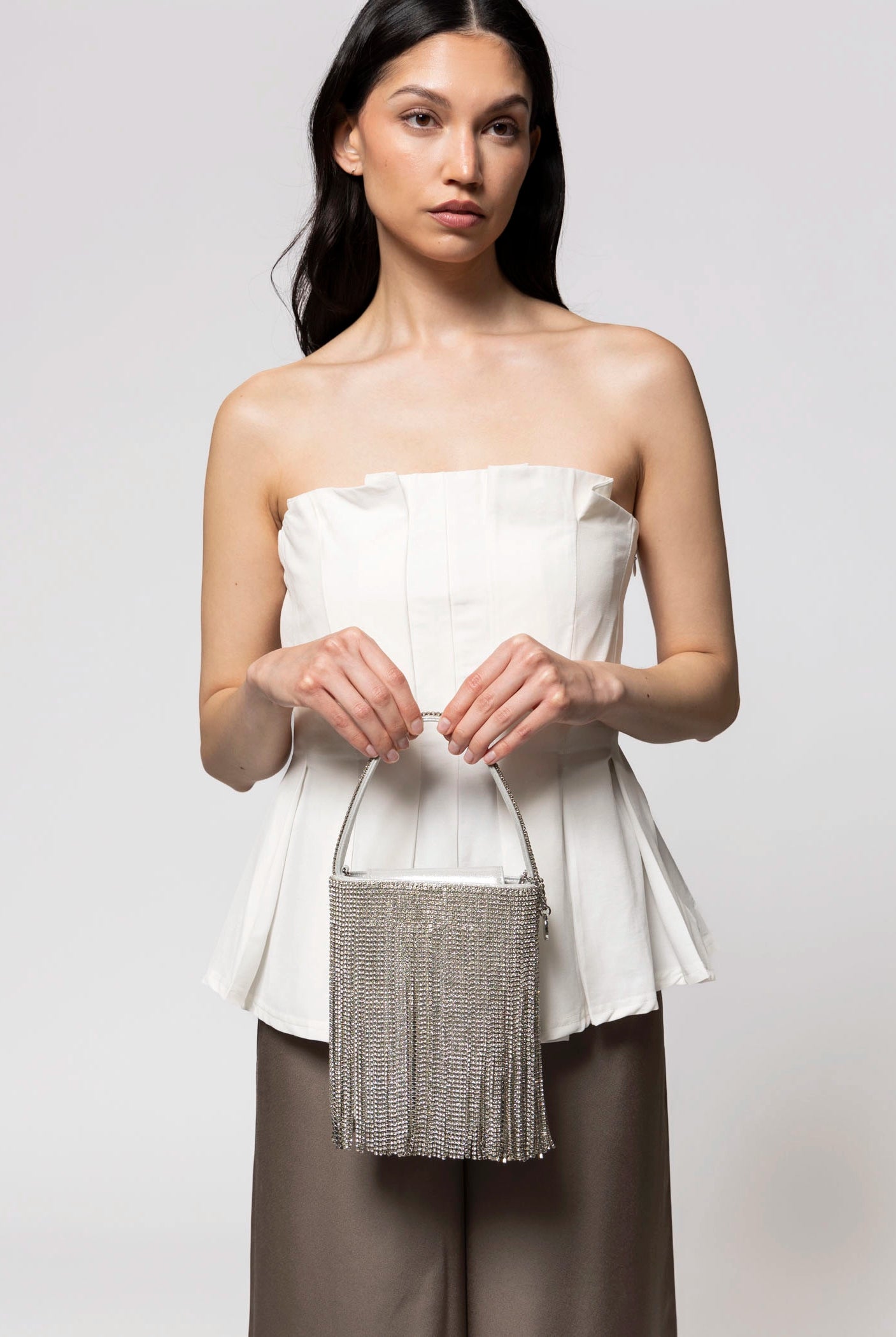 swatch_Silver olga berg billie crystal fringe bag