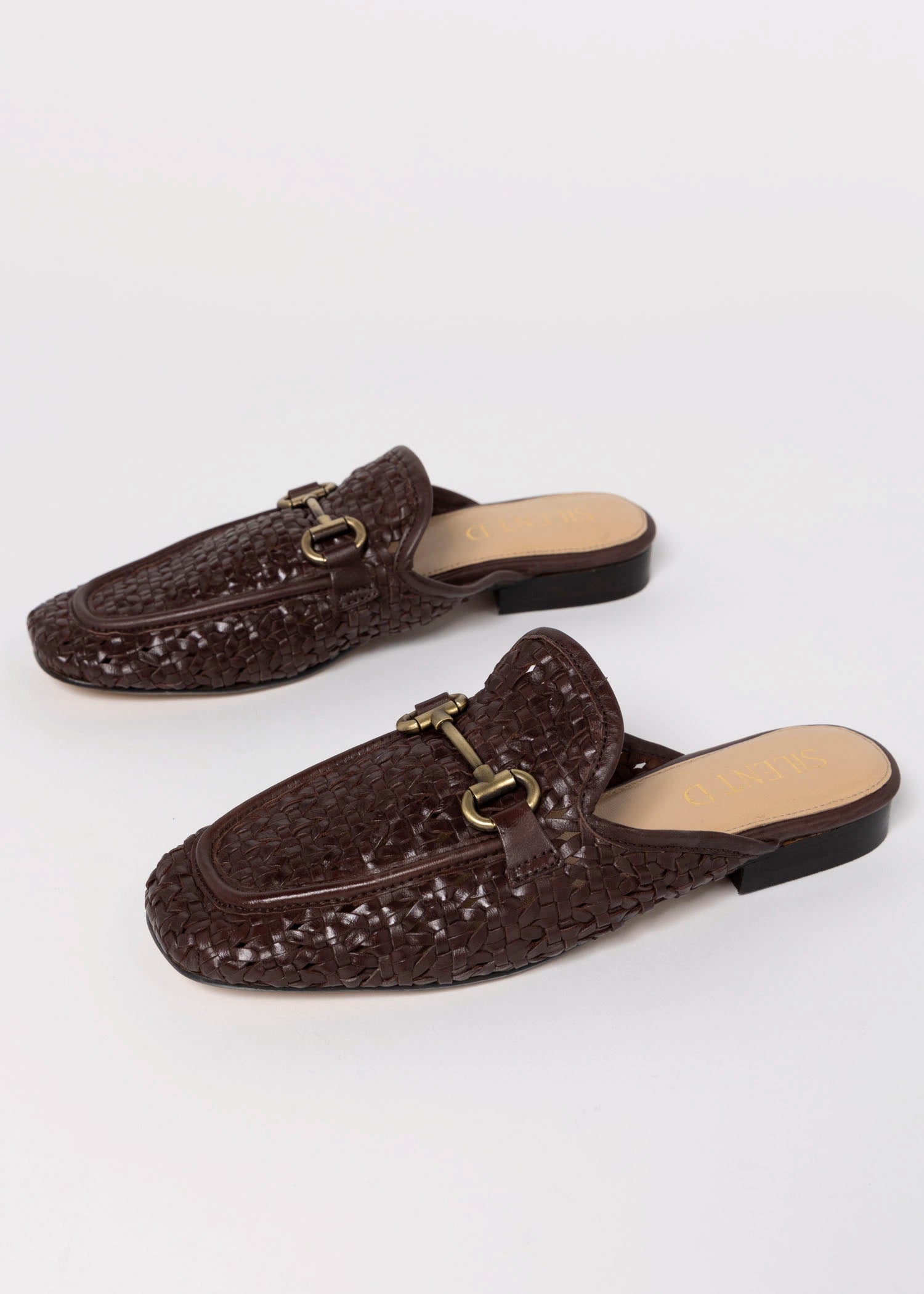 swatch_Brown Leather silent d cora woven mule