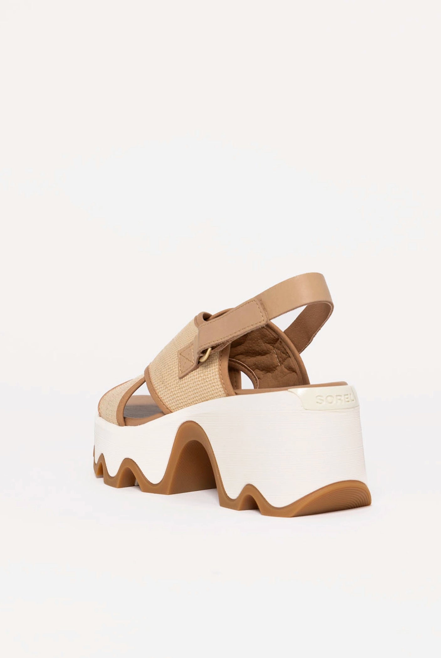 swatch_Beige Raffia sorel kinetic aura platform sandal