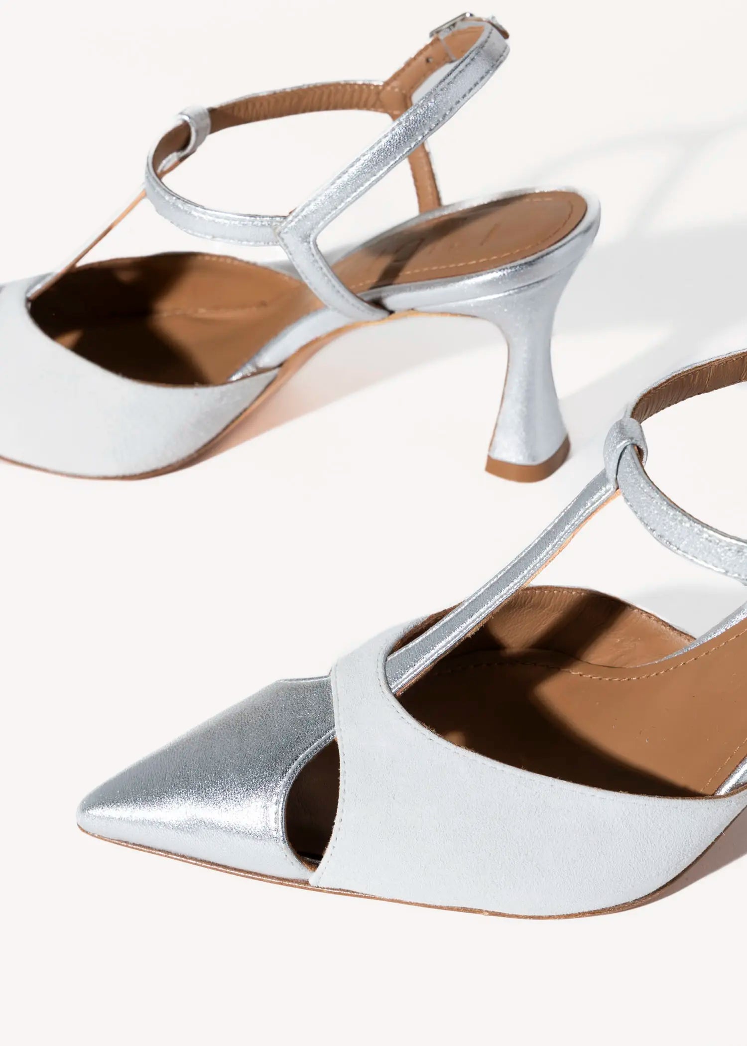 swatch_Ice/Silver pia leather pump