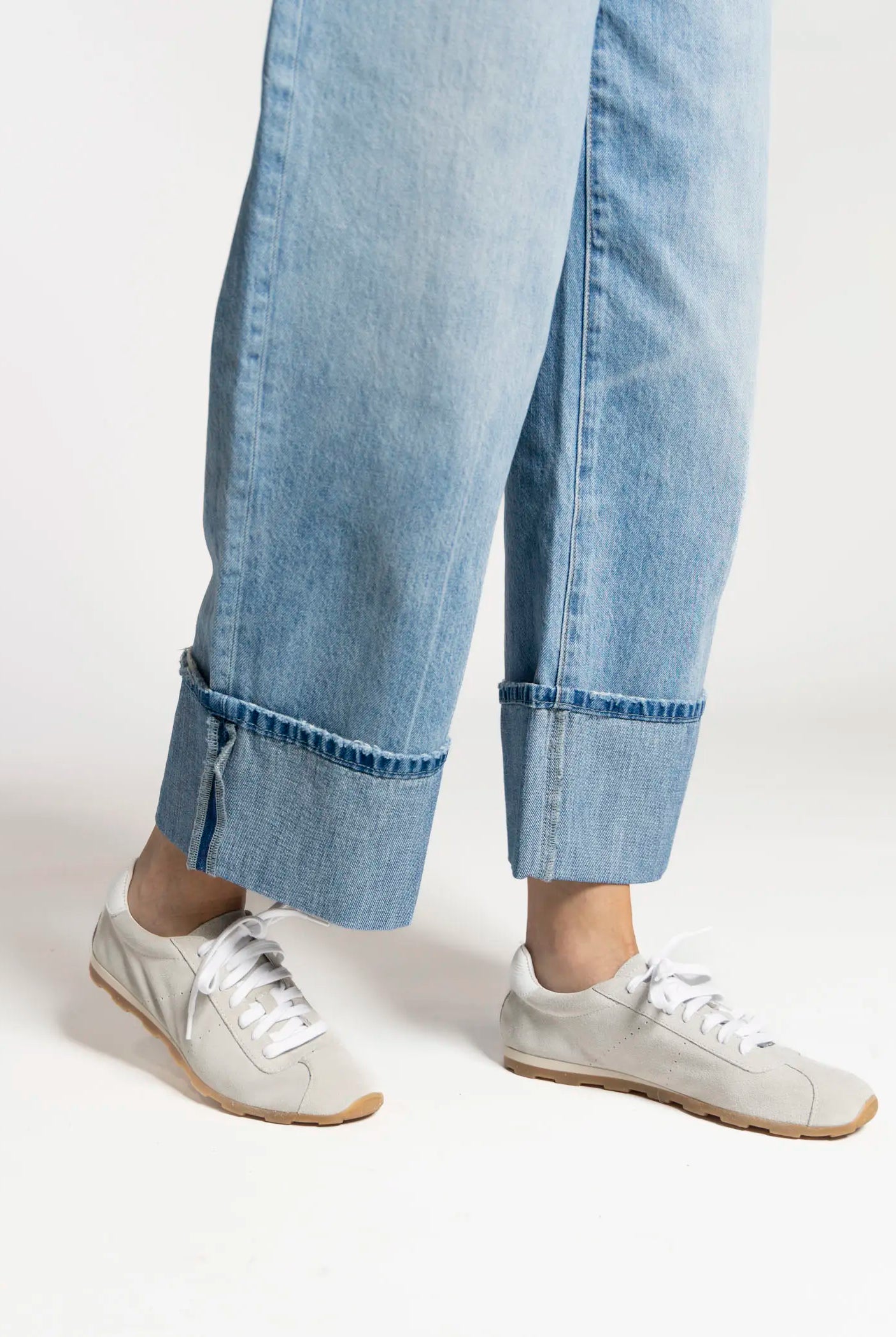 swatch_ice suede ballet sneaker flat shoes