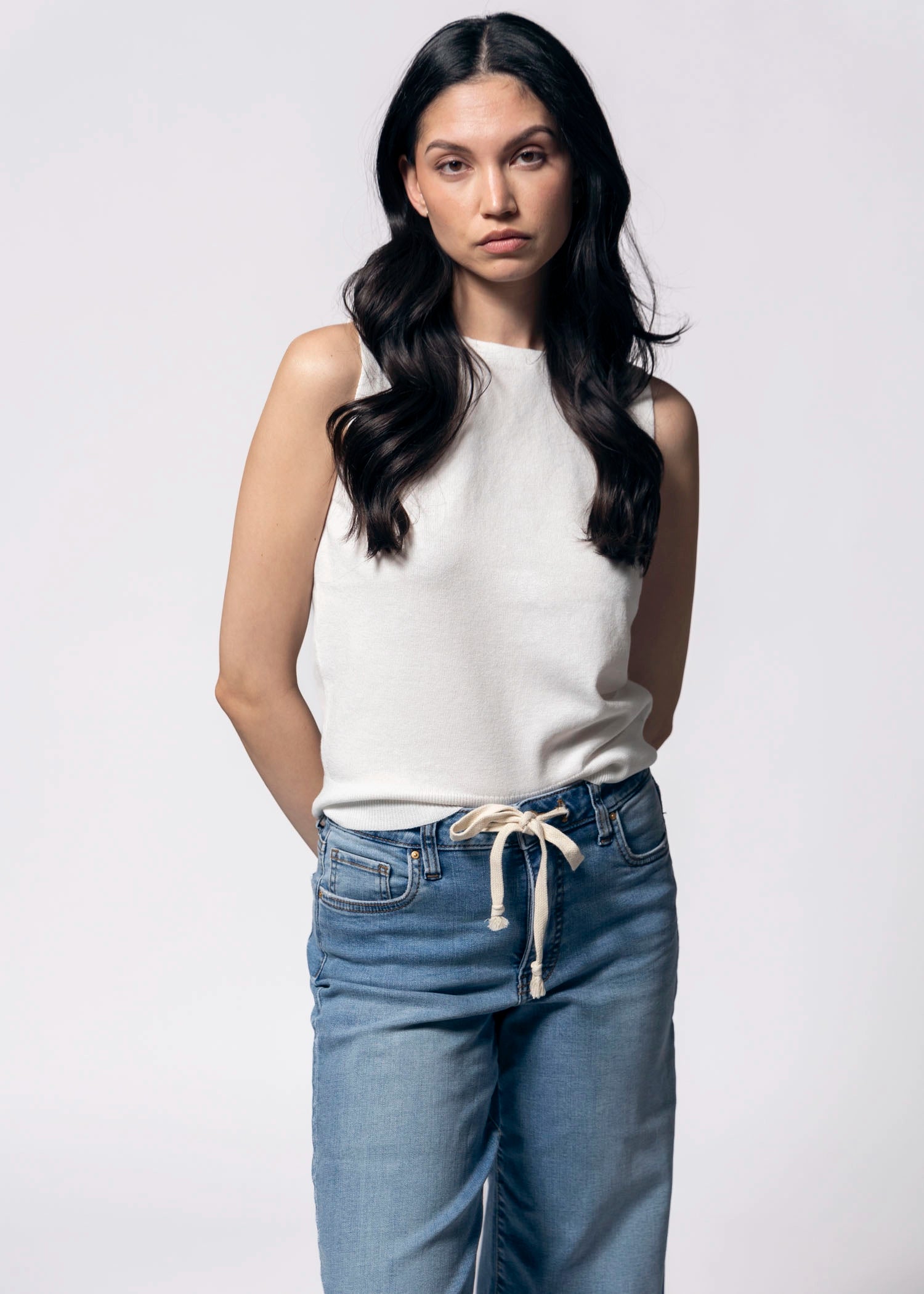 swatch_White boatneck sweater tank
