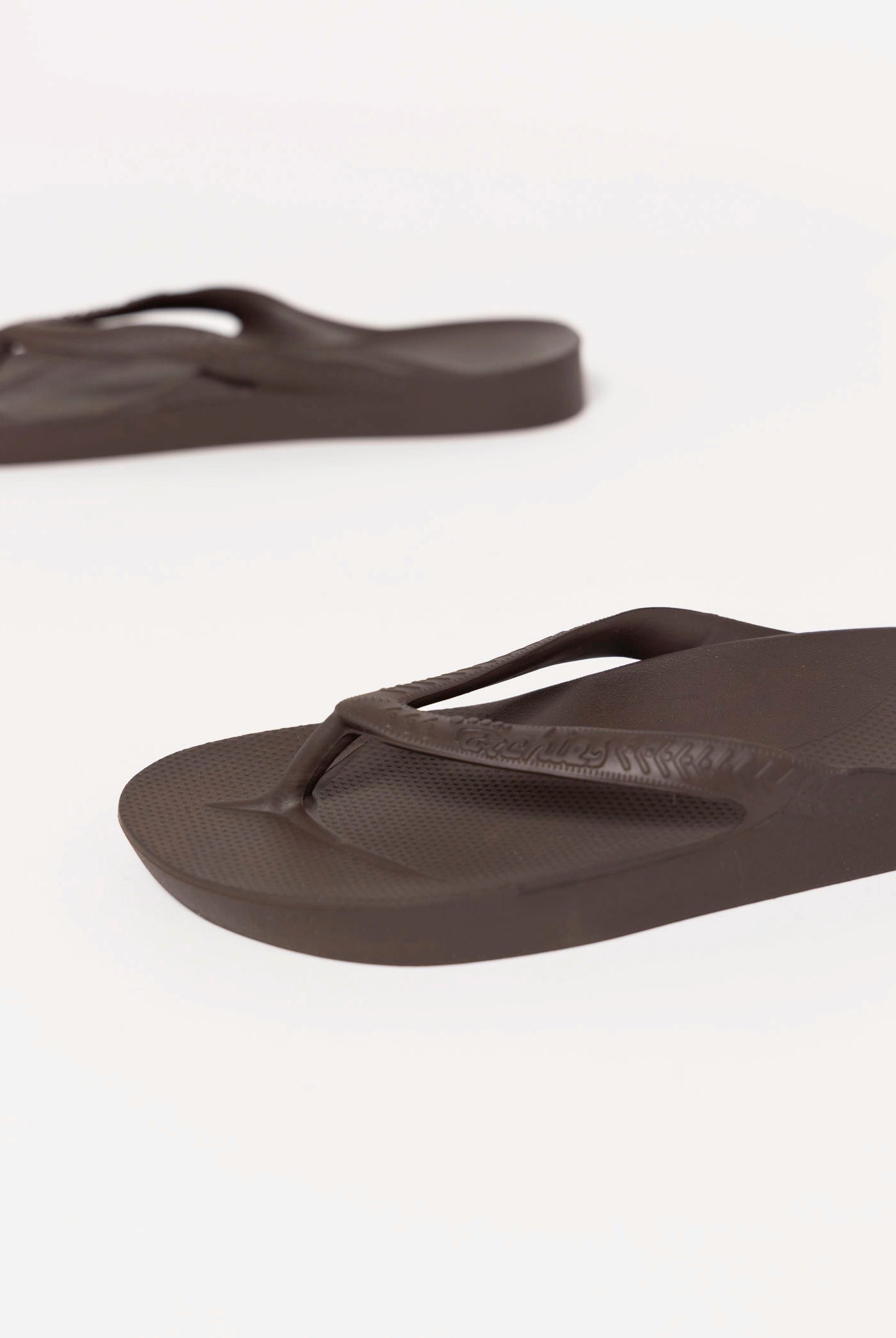 swatch_Brown arch support flip flop flat sandals
