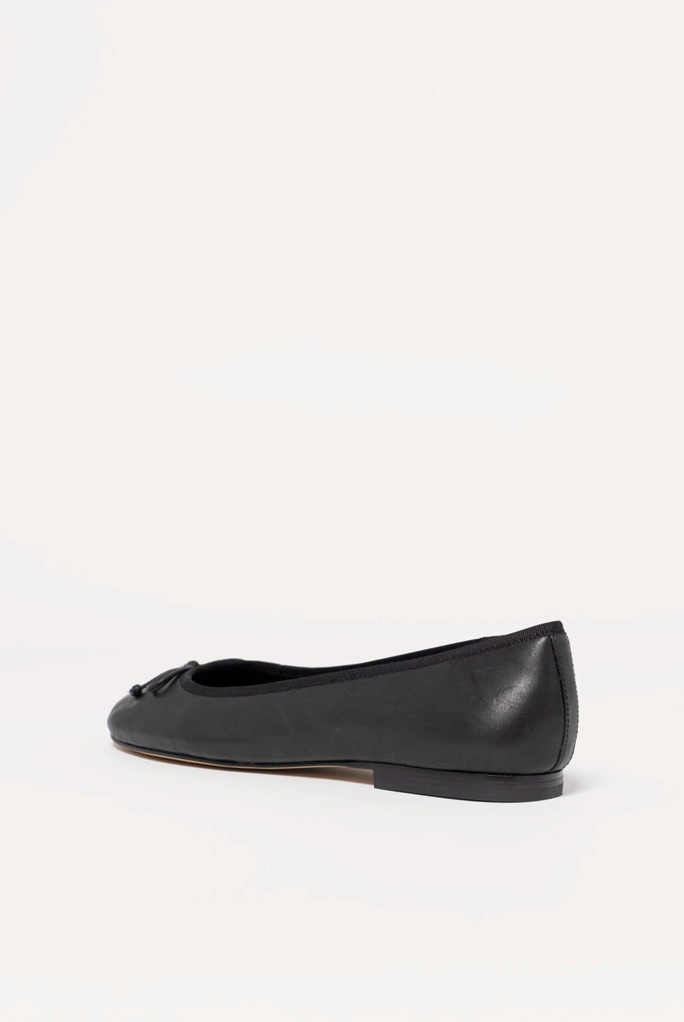 swatch_Black Leather dolce vita ritla ballet flats