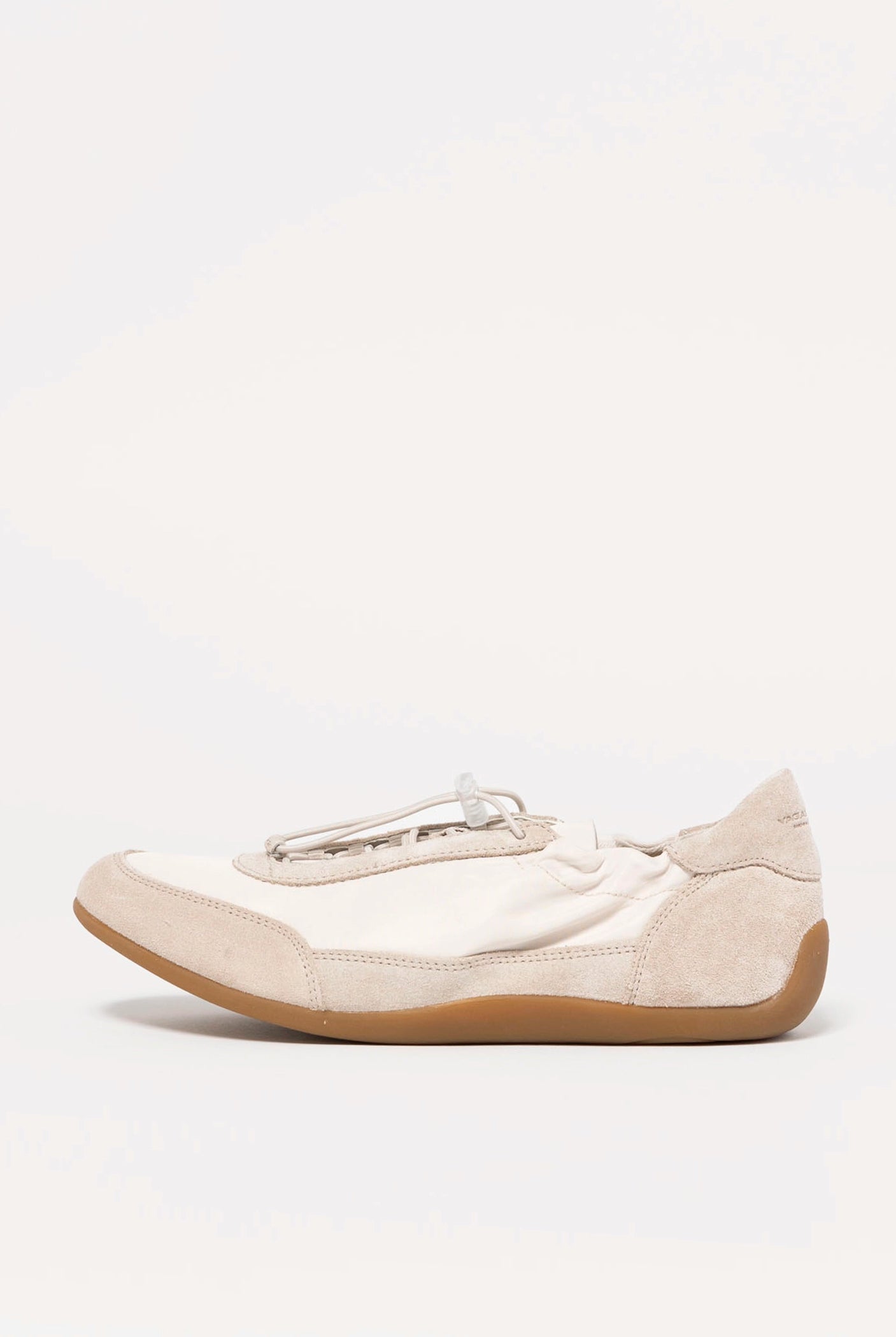 swatch_Off White Suede vagabond hollie sneakers