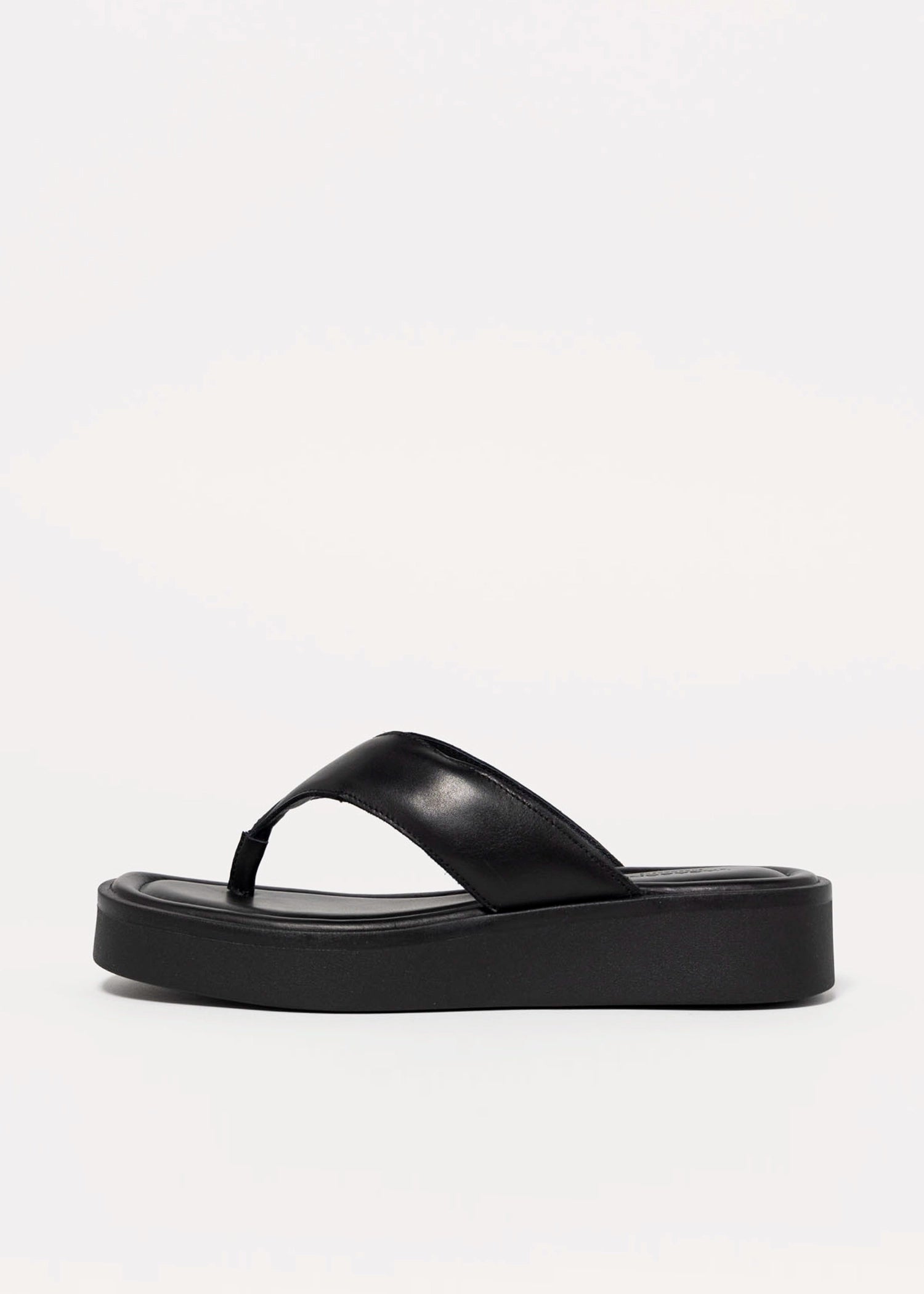 swatch_Black Leather vagabond danya platform thong sandal