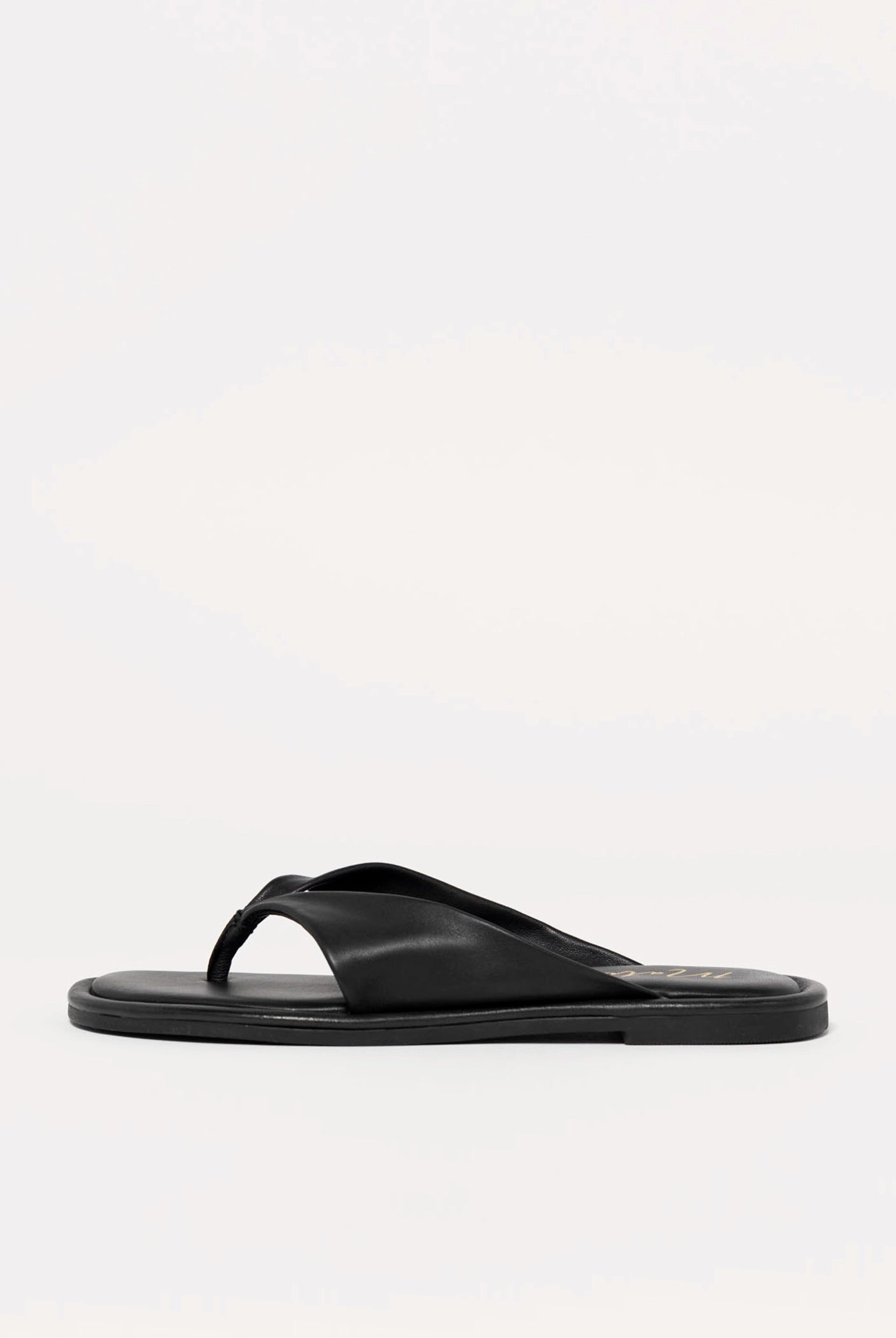 swatch_Black Leather coconuts mirage thong sandal