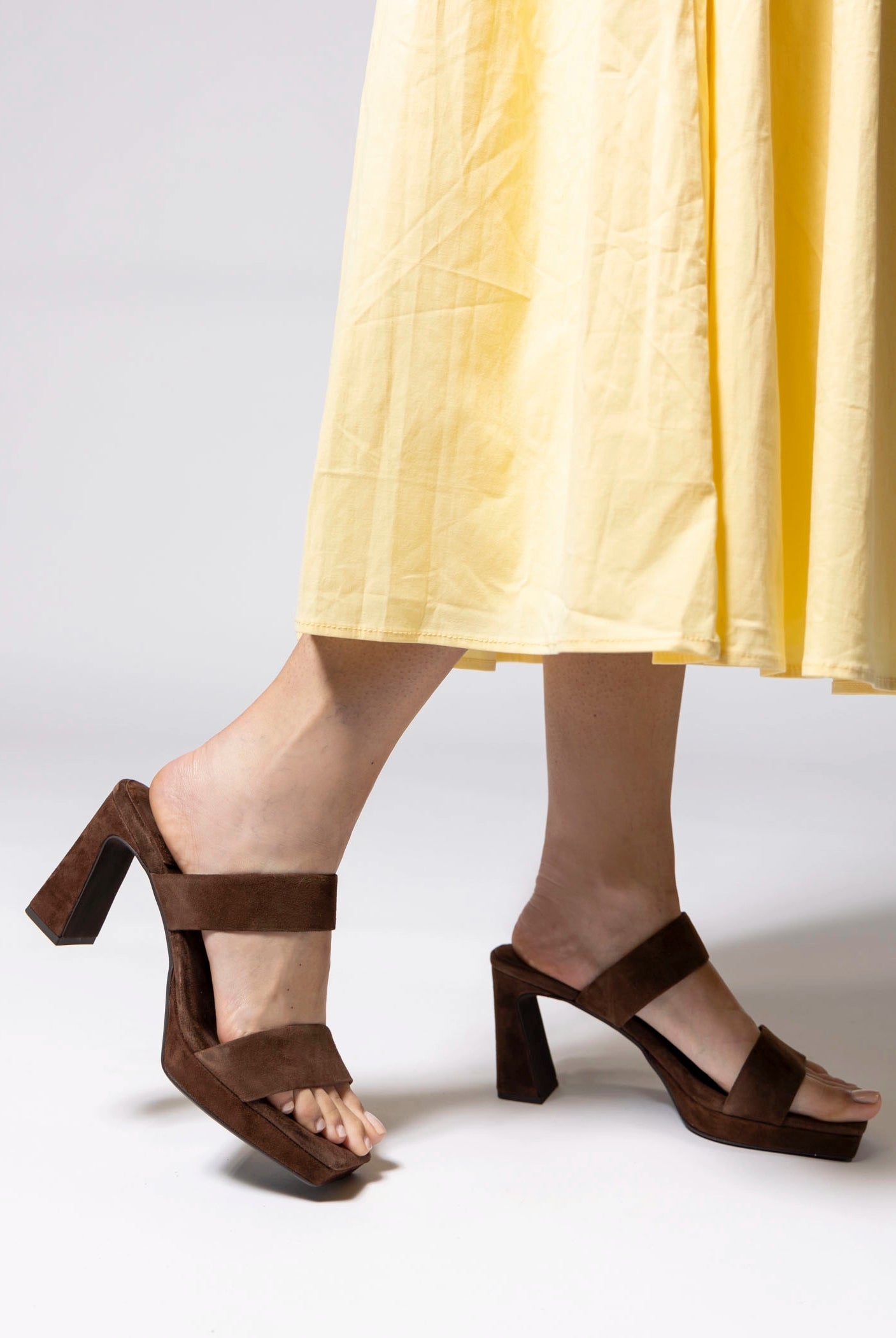 swatch_Brown Suede jeffrey campbell danity heeled sandal