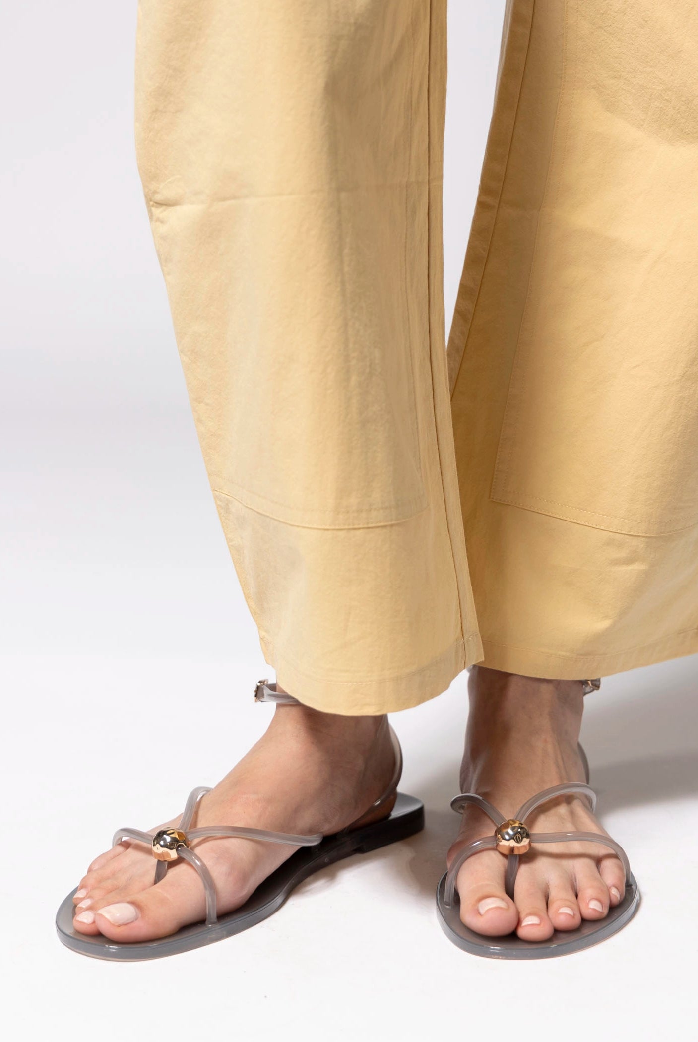 swatch_Smoke dolce vita kenley jelly sandal