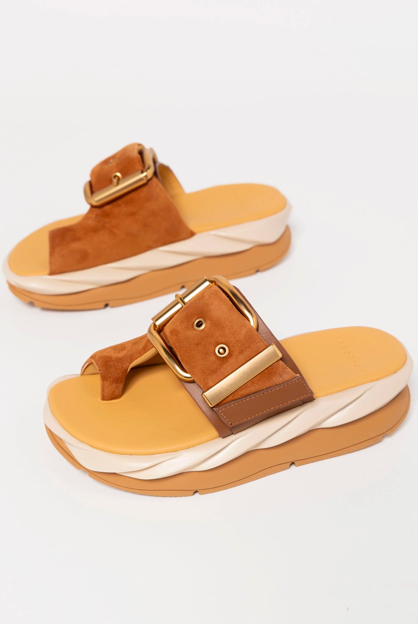 swatch_Soft Brown 4ccccees mellow glow platform sandal